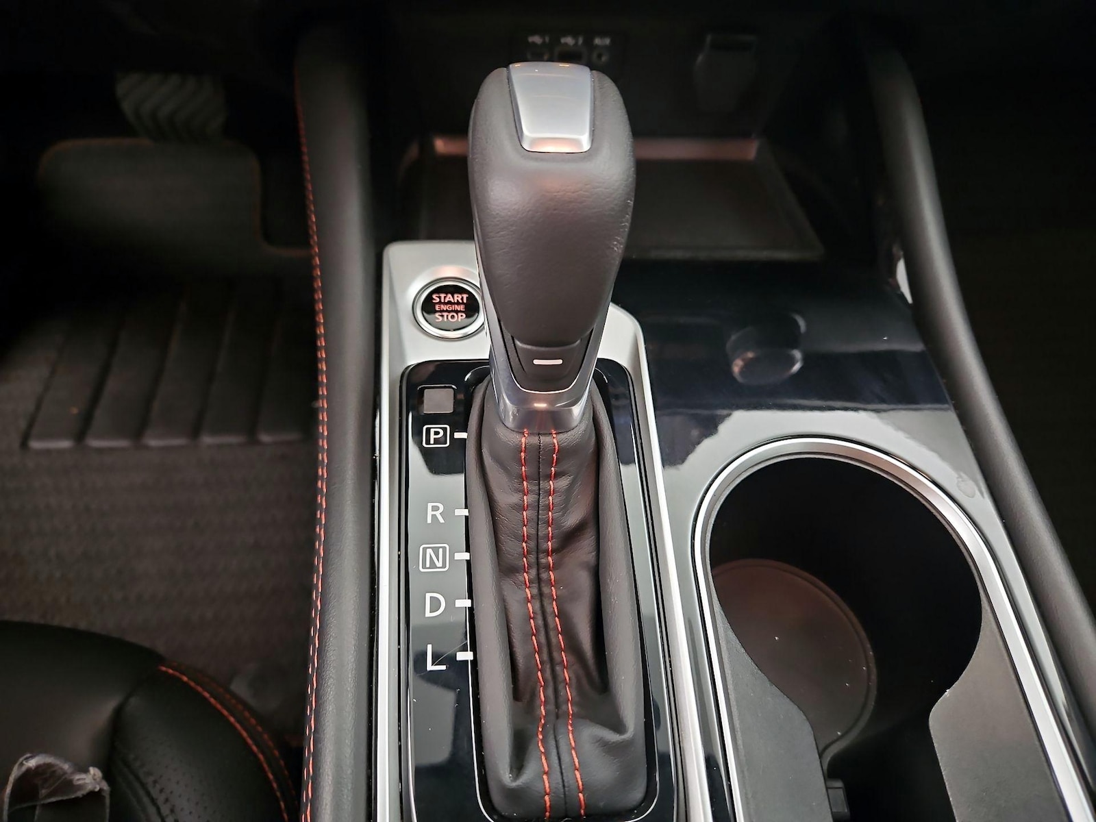 2025 Nissan Altima SR - Photo 18