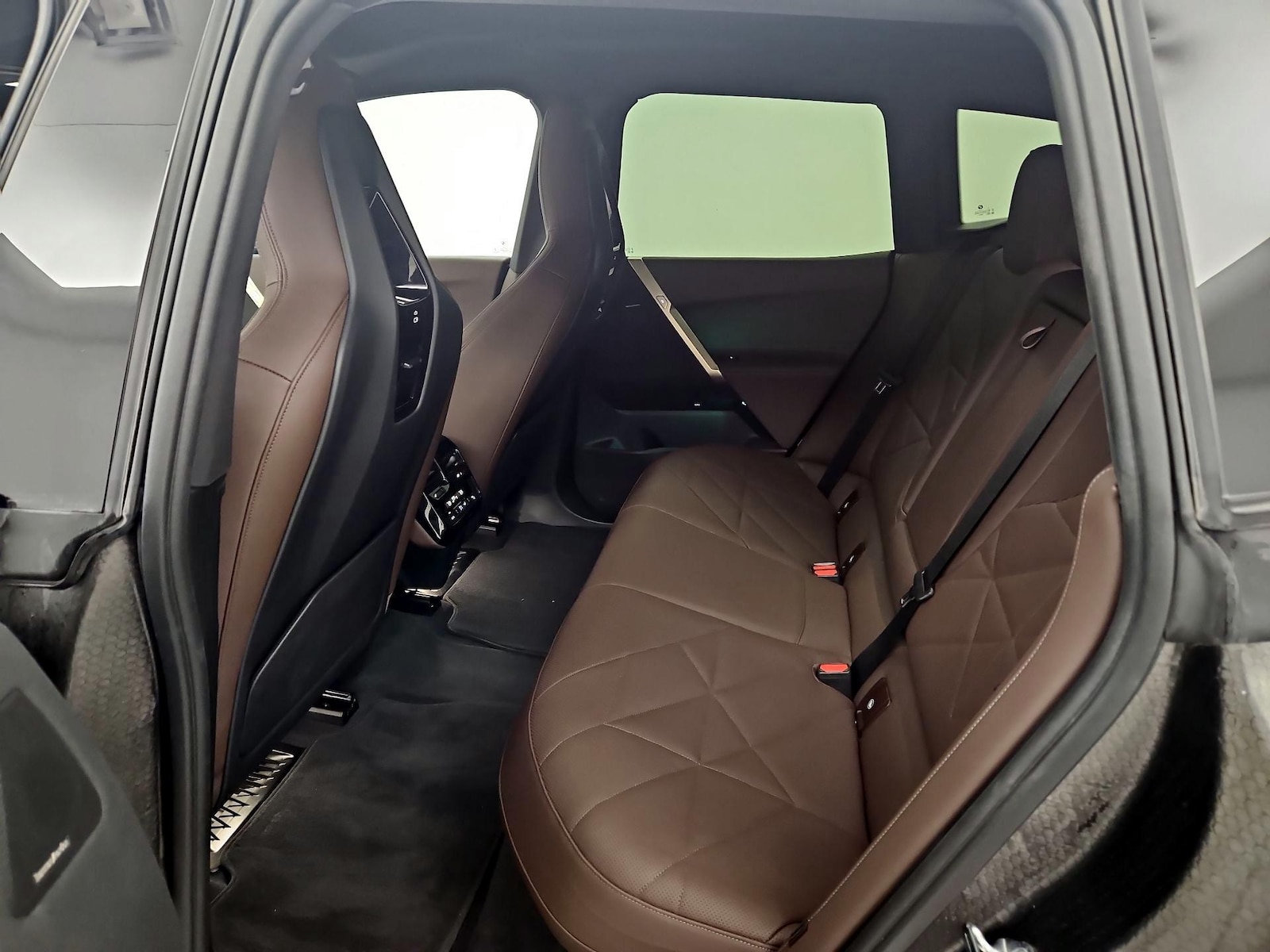 Rear Air Conditioning