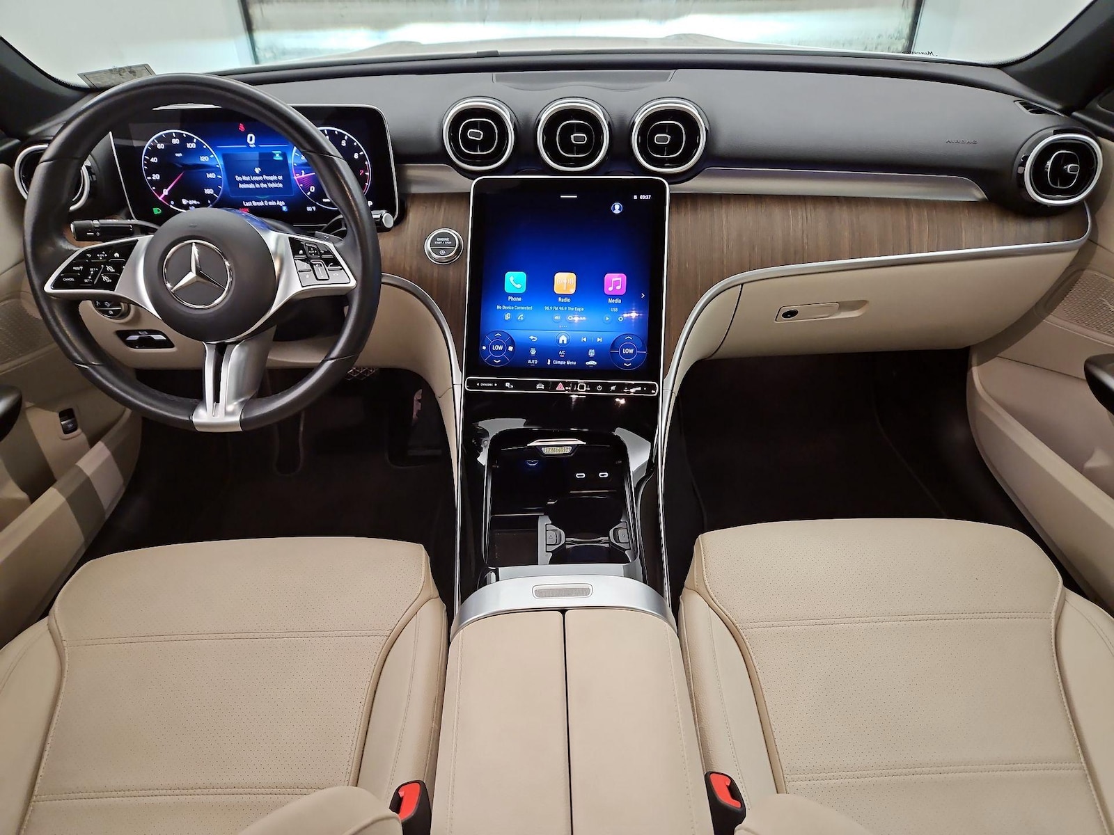 Apple CarPlay® & Android Auto™