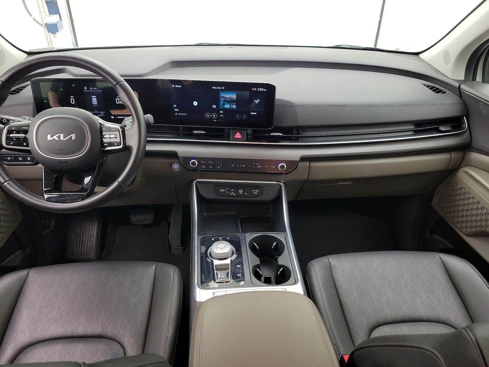 Apple CarPlay® & Android Auto™