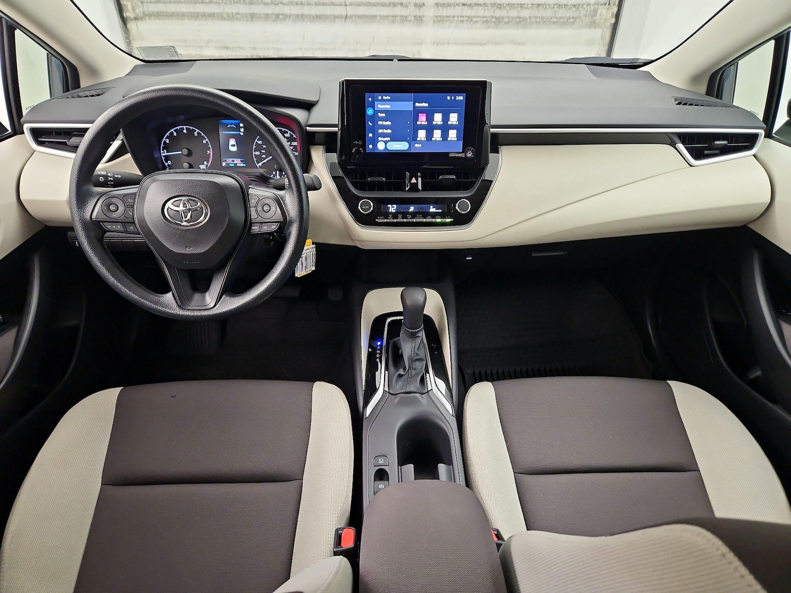 Apple CarPlay® & Android Auto™