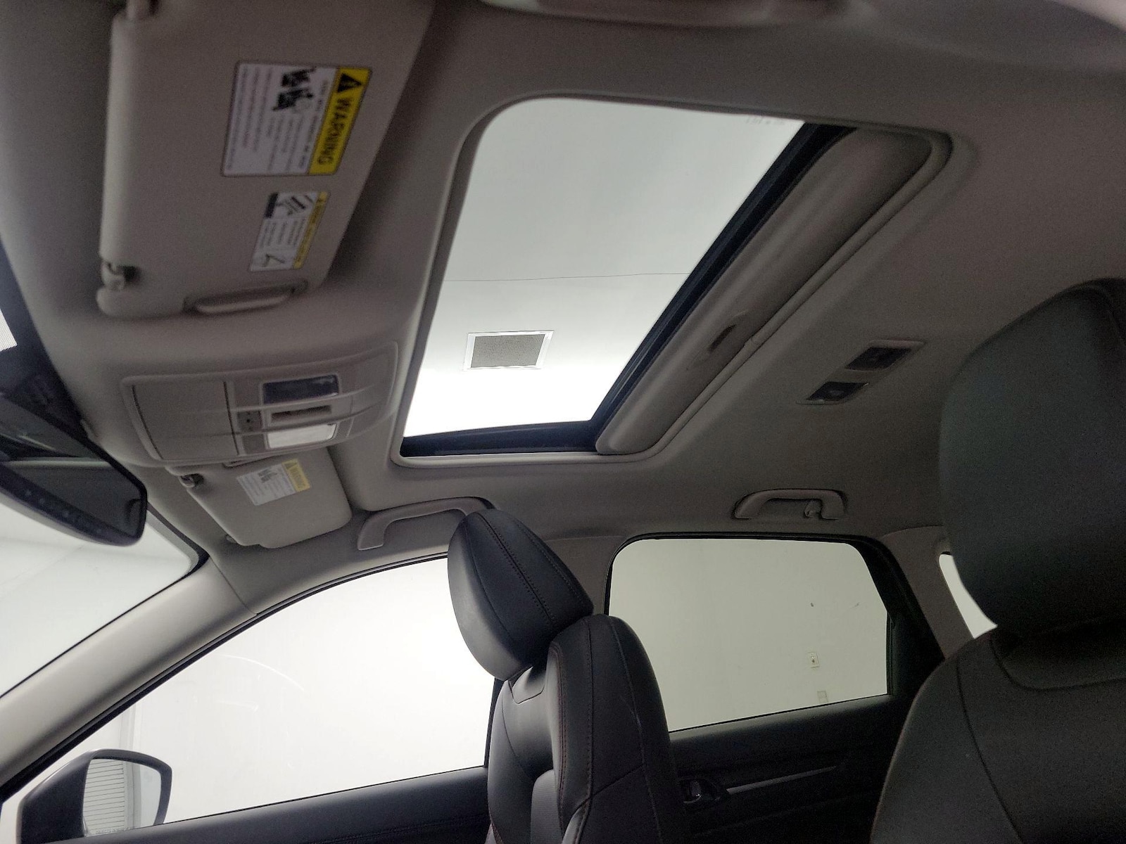 Sunroof(s) & Overhead Airbags
