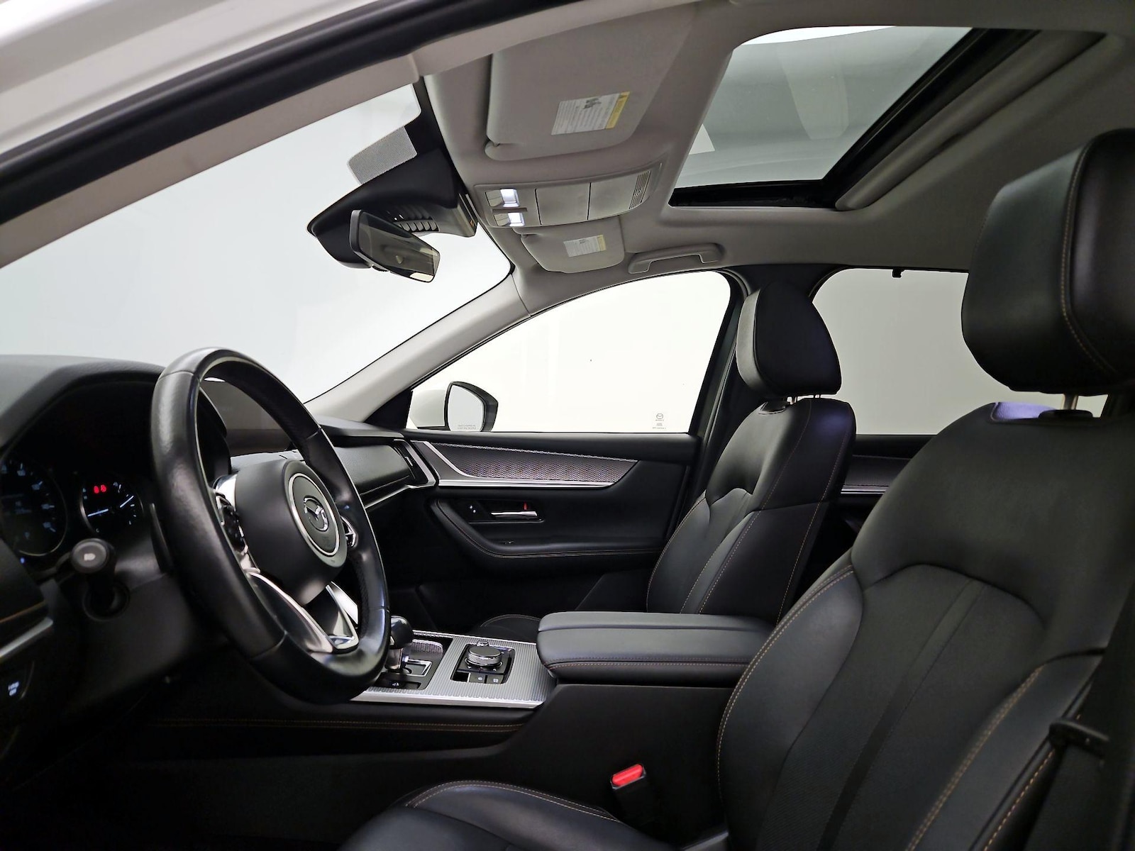 Sunroof(s) & Overhead Airbags