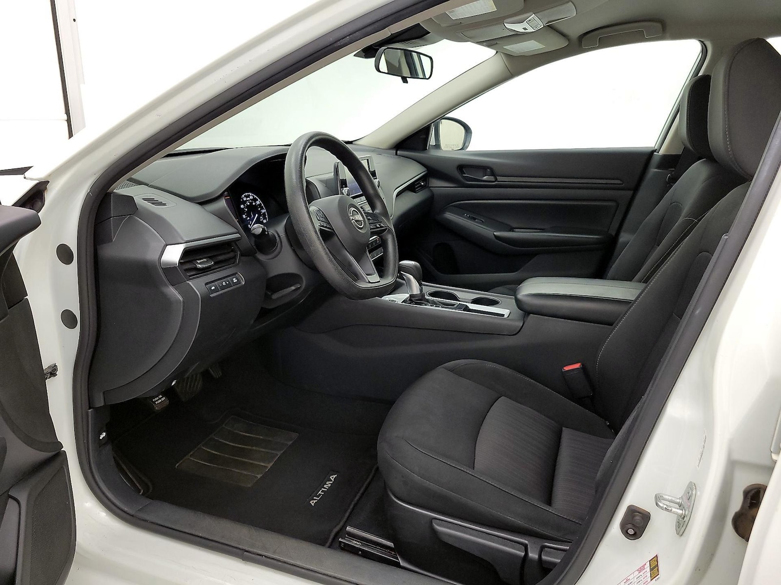 2023 Nissan Altima S - Photo 12