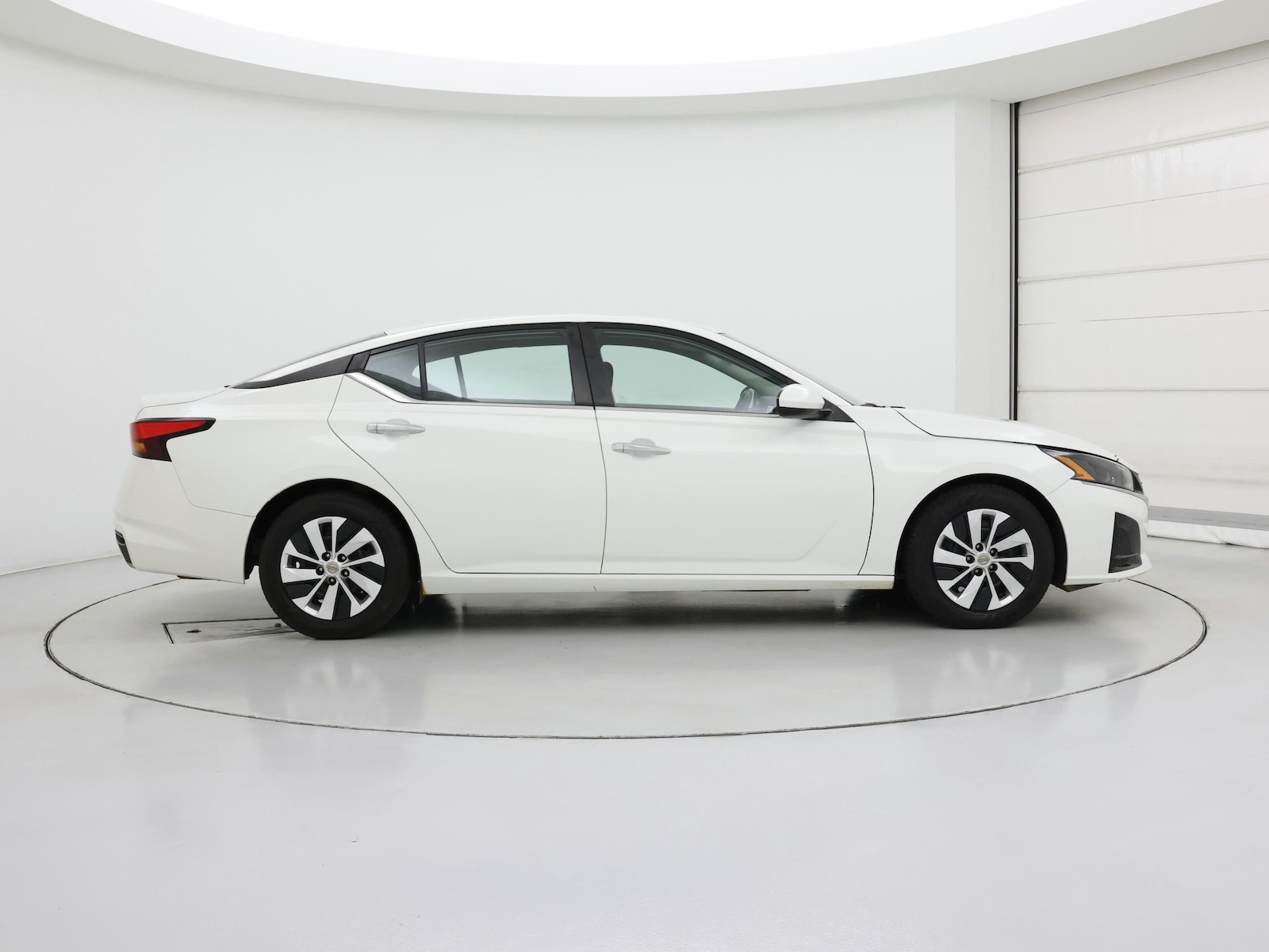 2023 Nissan Altima S - Photo 8