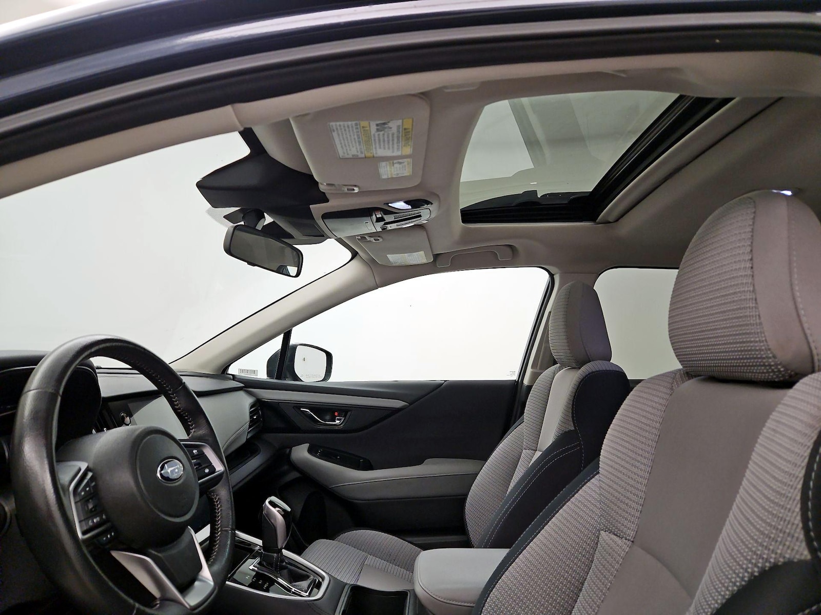 Sunroof(s) & Overhead Airbags