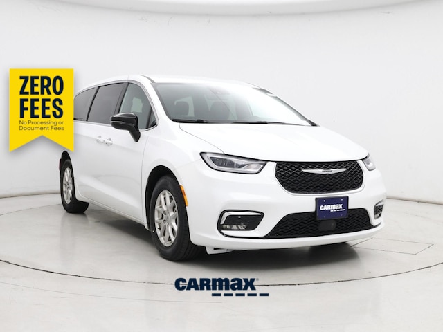 White 2025 Chrysler Pacifica Minivan Front-Wheel Drive Automatic