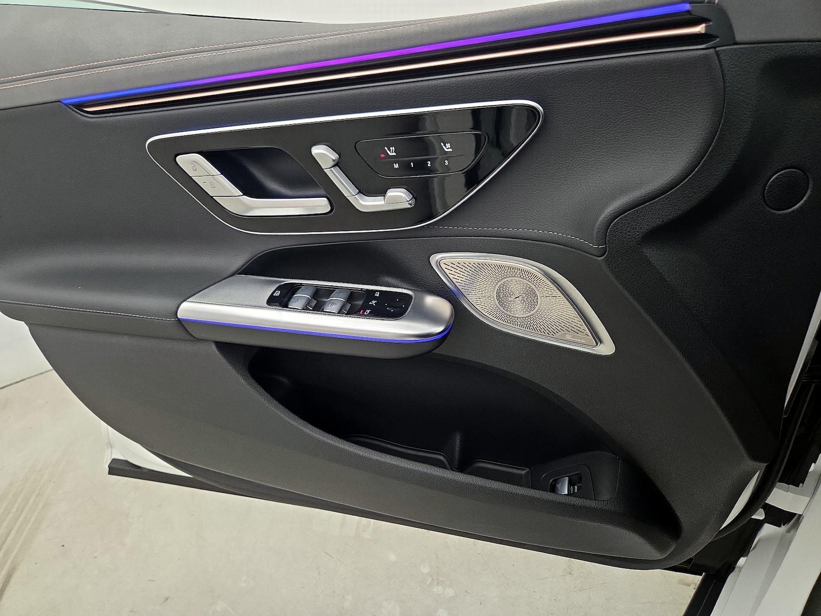 2023 Mercedes-Benz EQE Base - Photo 13