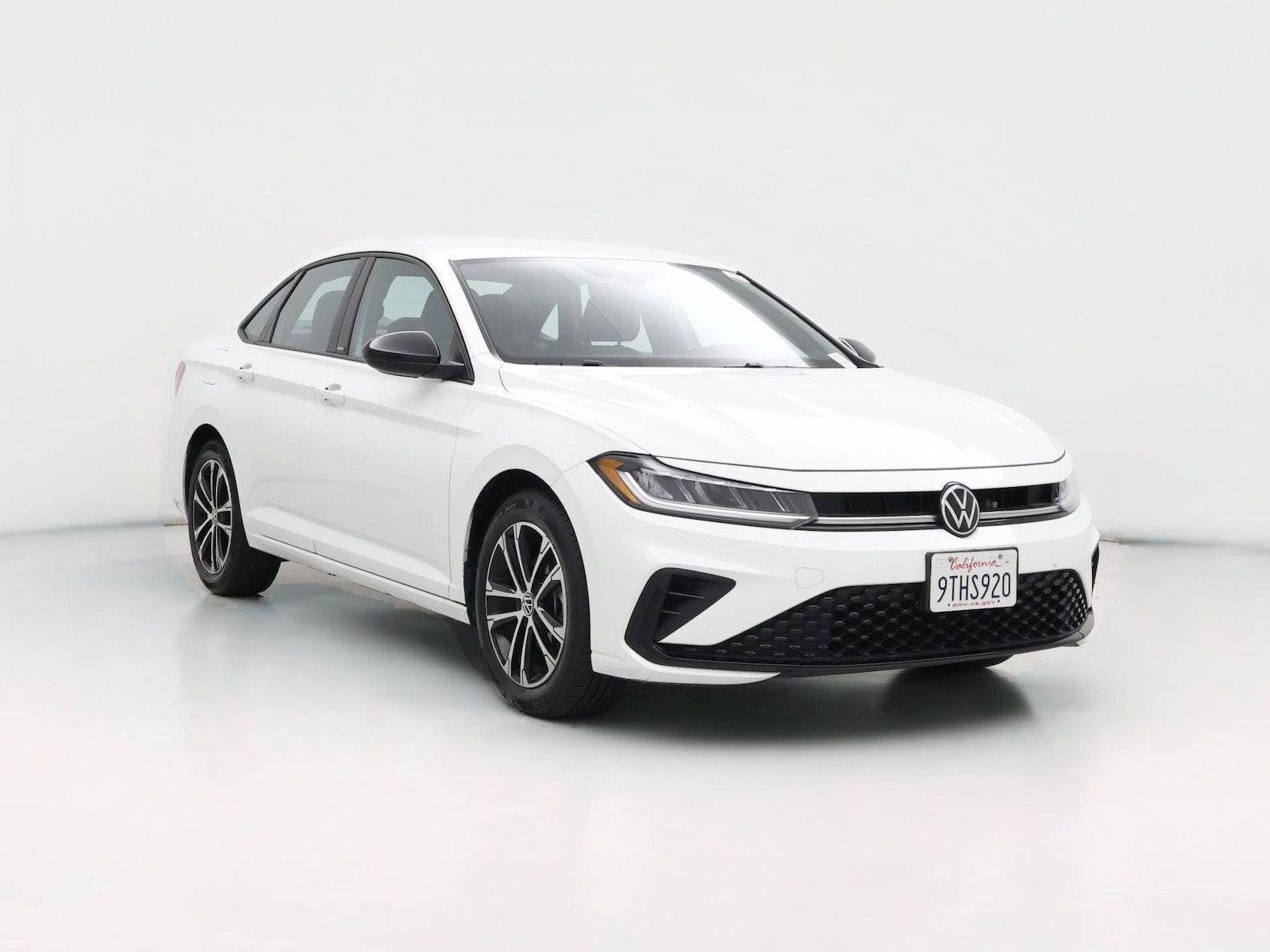 2025 Volkswagen Jetta Sport - Photo 1
