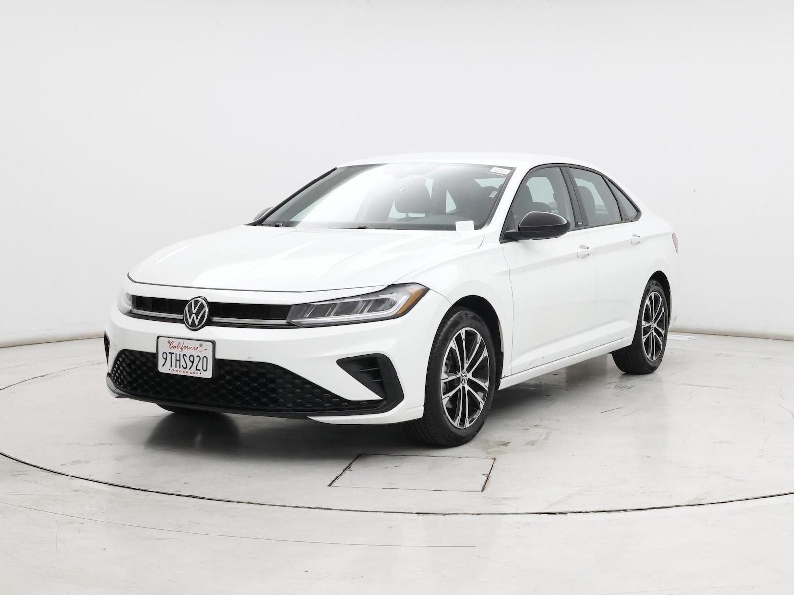 2025 Volkswagen Jetta Sport - Photo 5