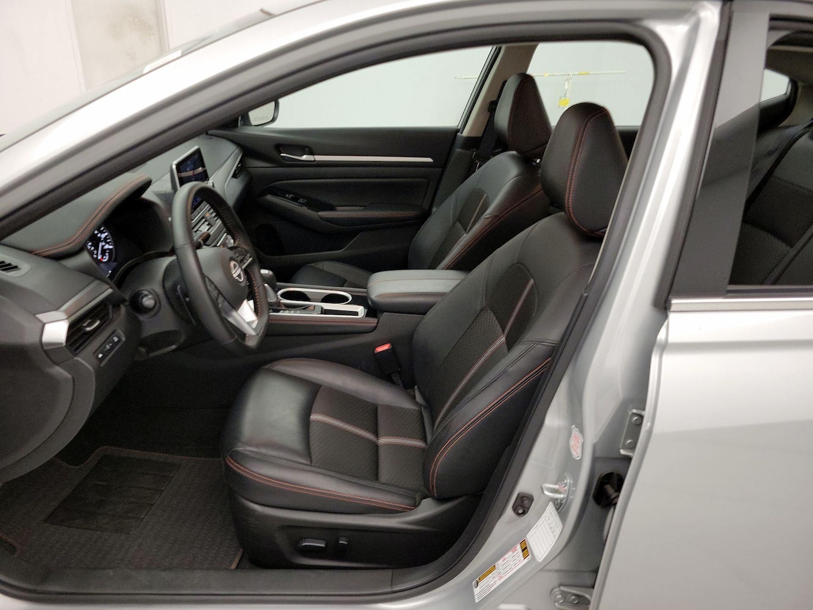 Power Seat(s) & Side Airbags
