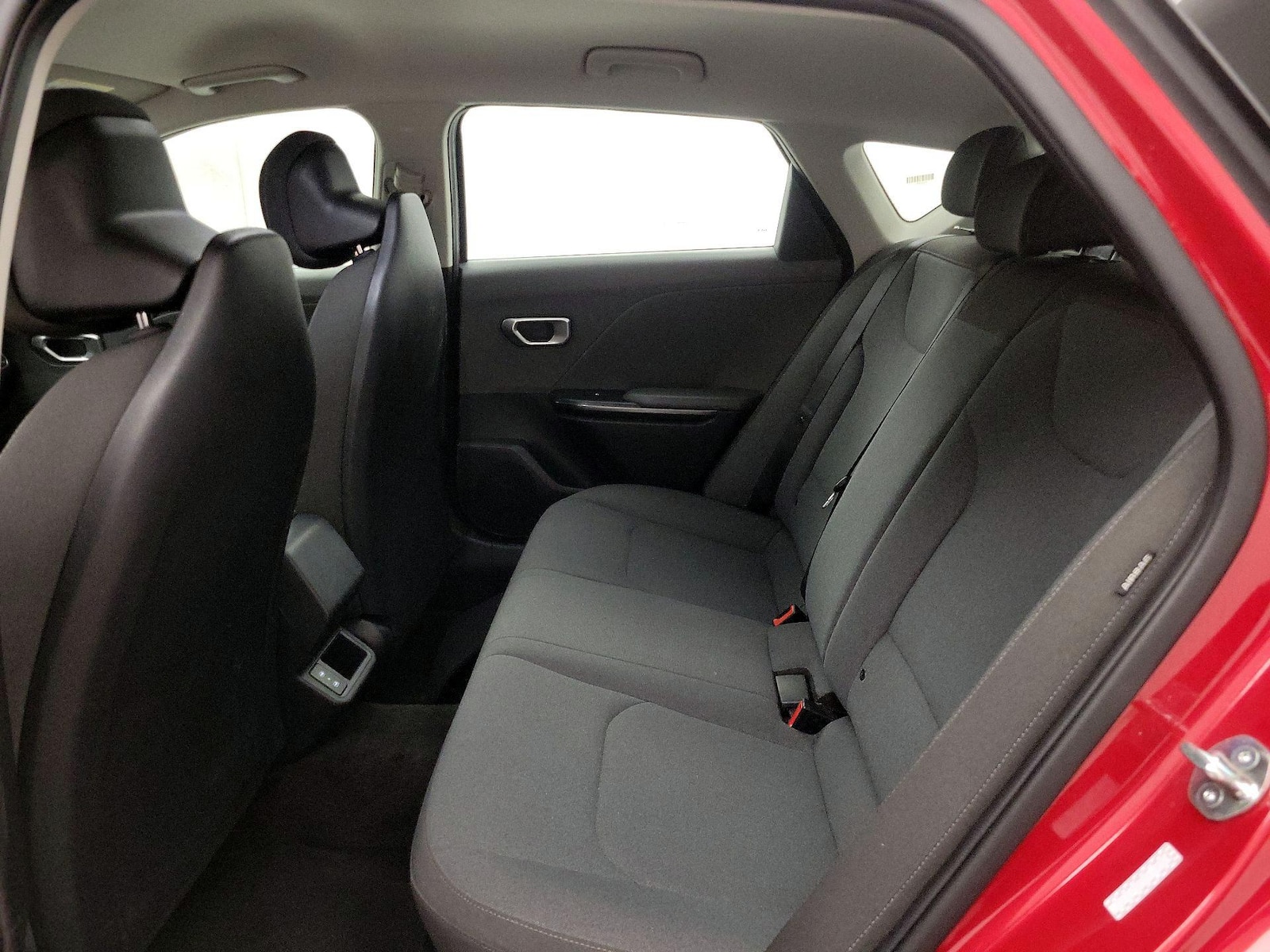 2025 Kia K4 LXS - Photo 20