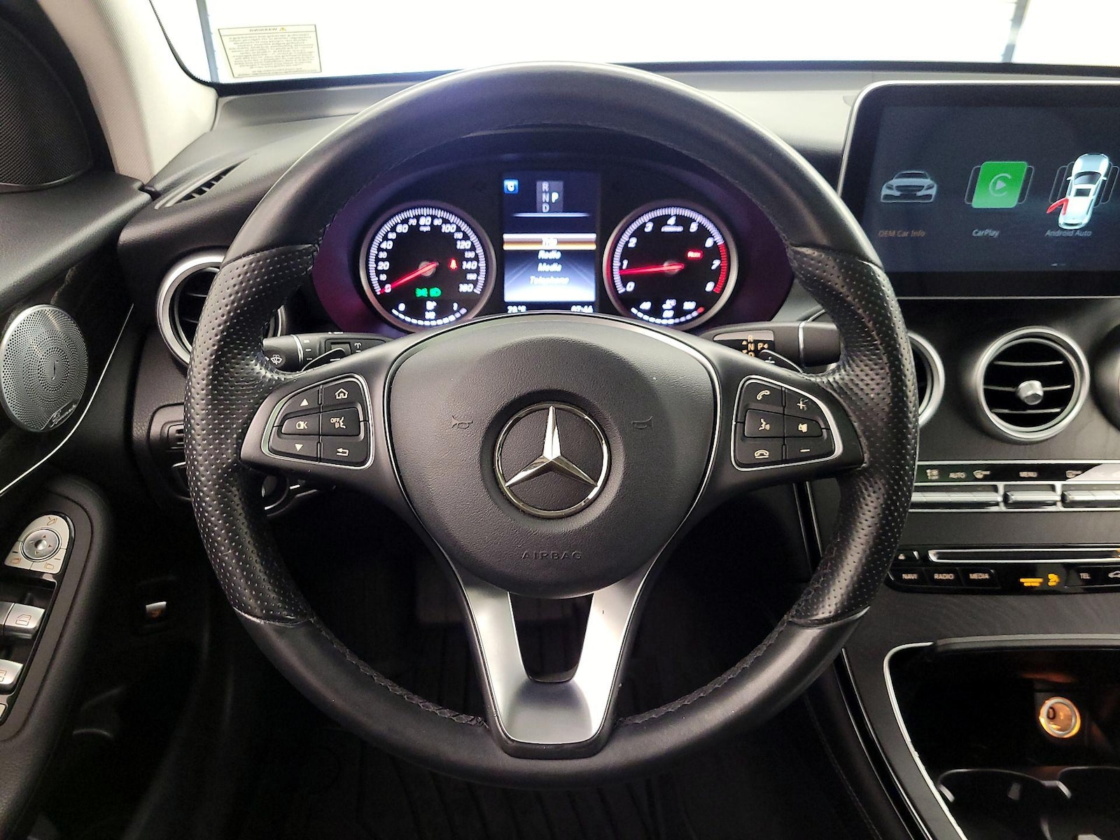 2016 Mercedes-Benz GLC GLC300 - Photo 11