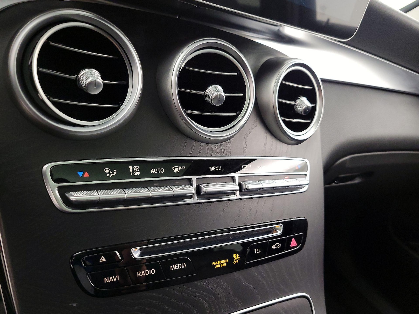 2016 Mercedes-Benz GLC GLC300 - Photo 17