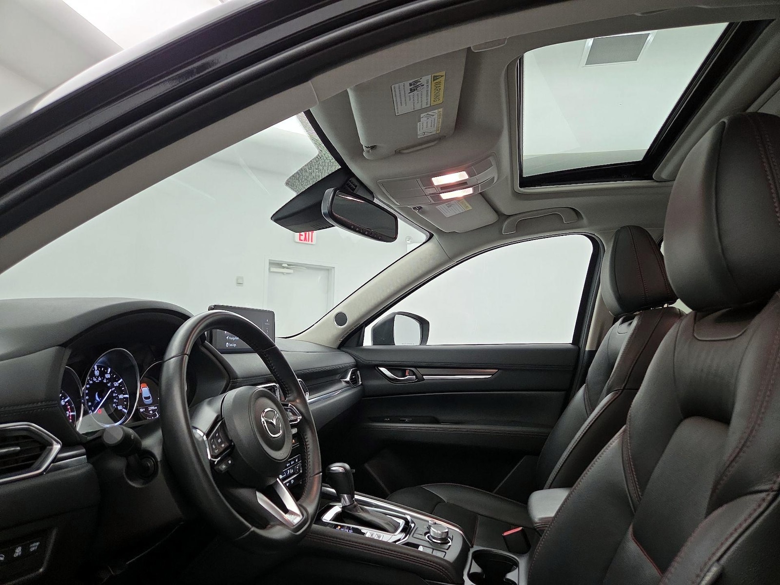Sunroof(s) & Overhead Airbags