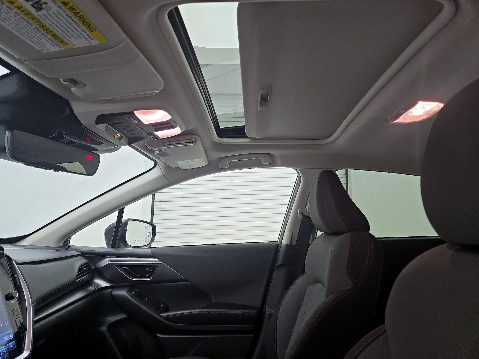 Sunroof(s) & Overhead Airbags