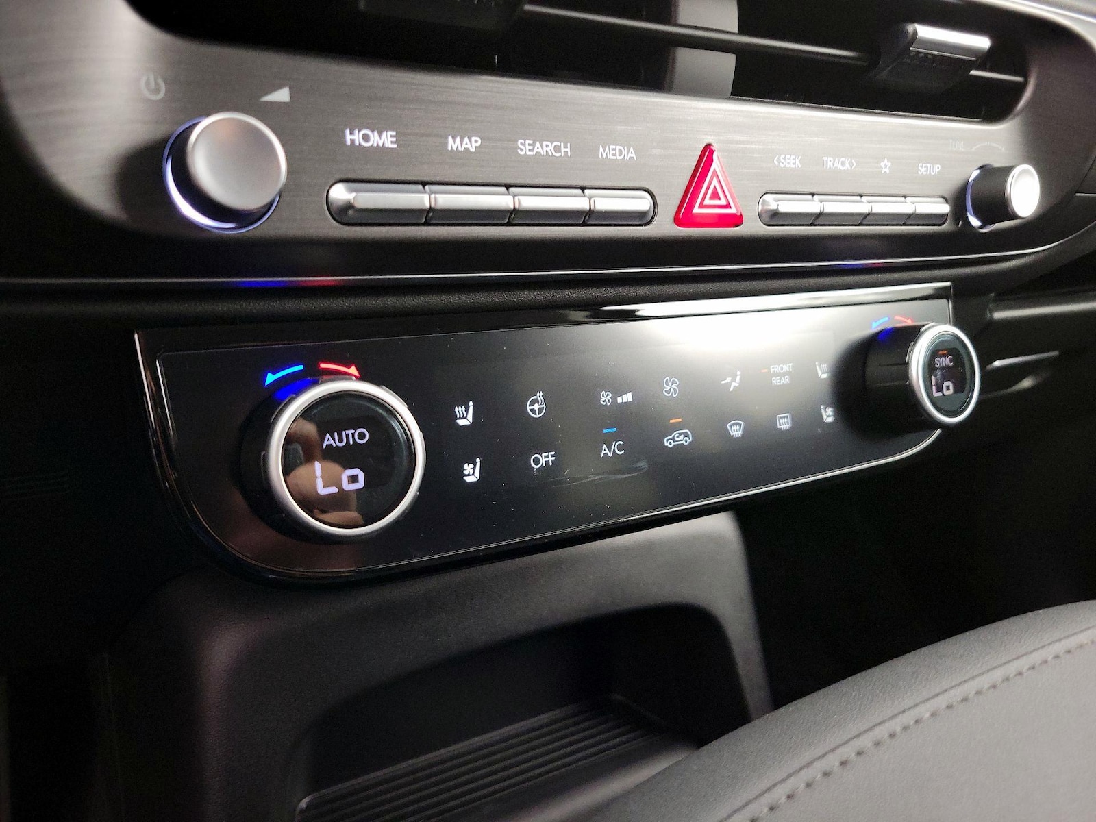 2026 Hyundai Palisade Limited - Photo 18