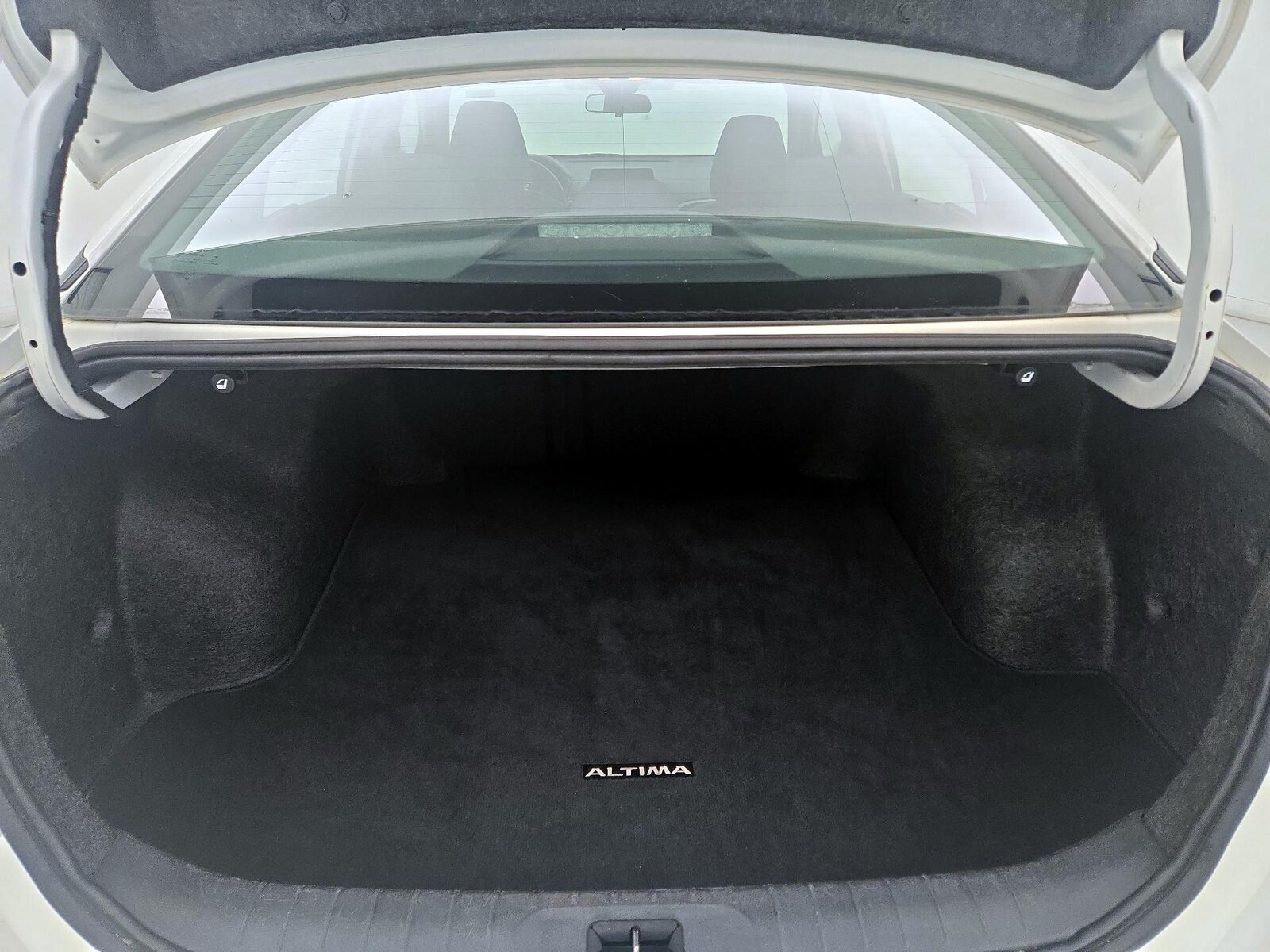 2023 Nissan Altima S - Photo 21
