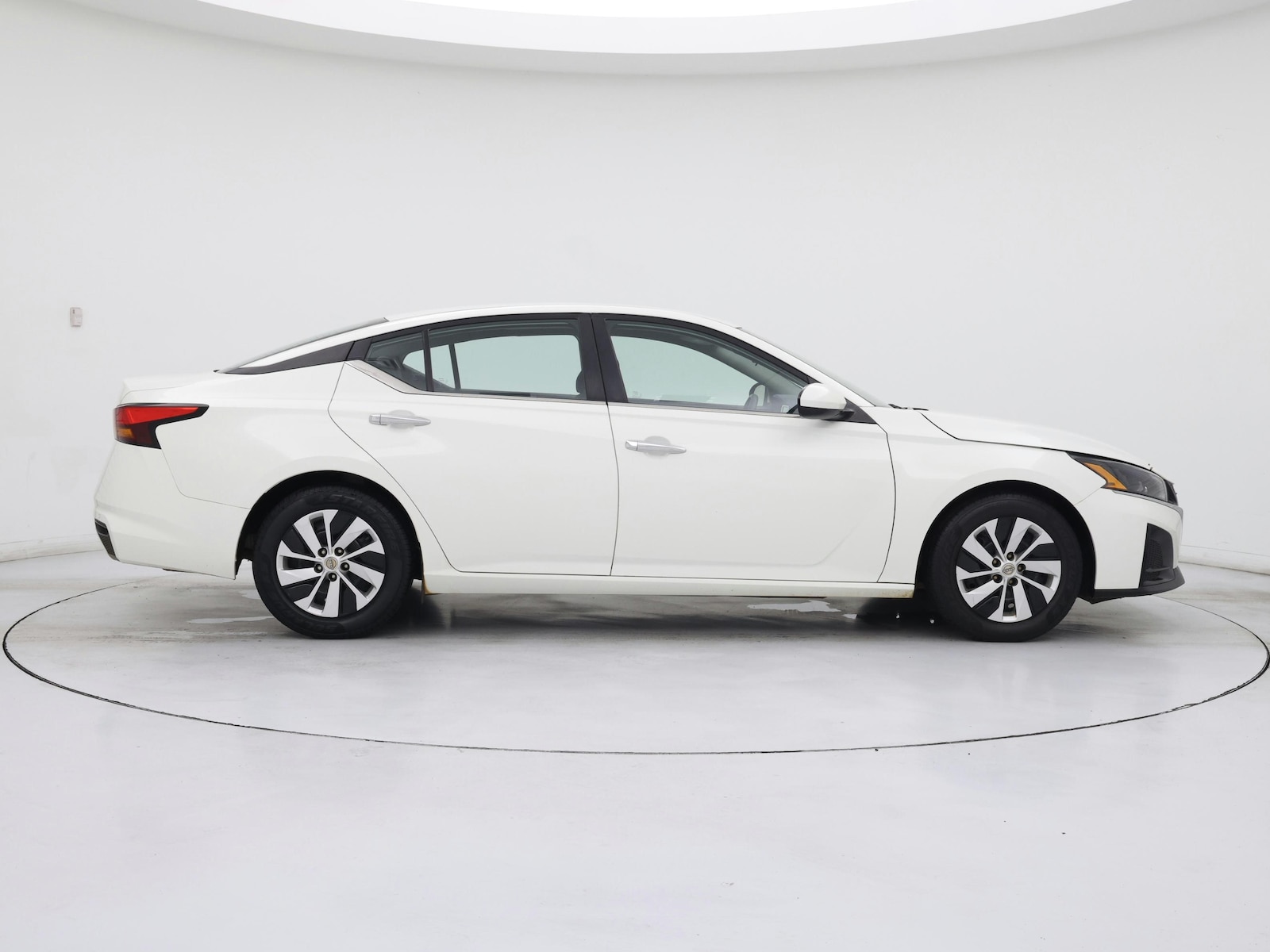 2023 Nissan Altima S - Photo 8