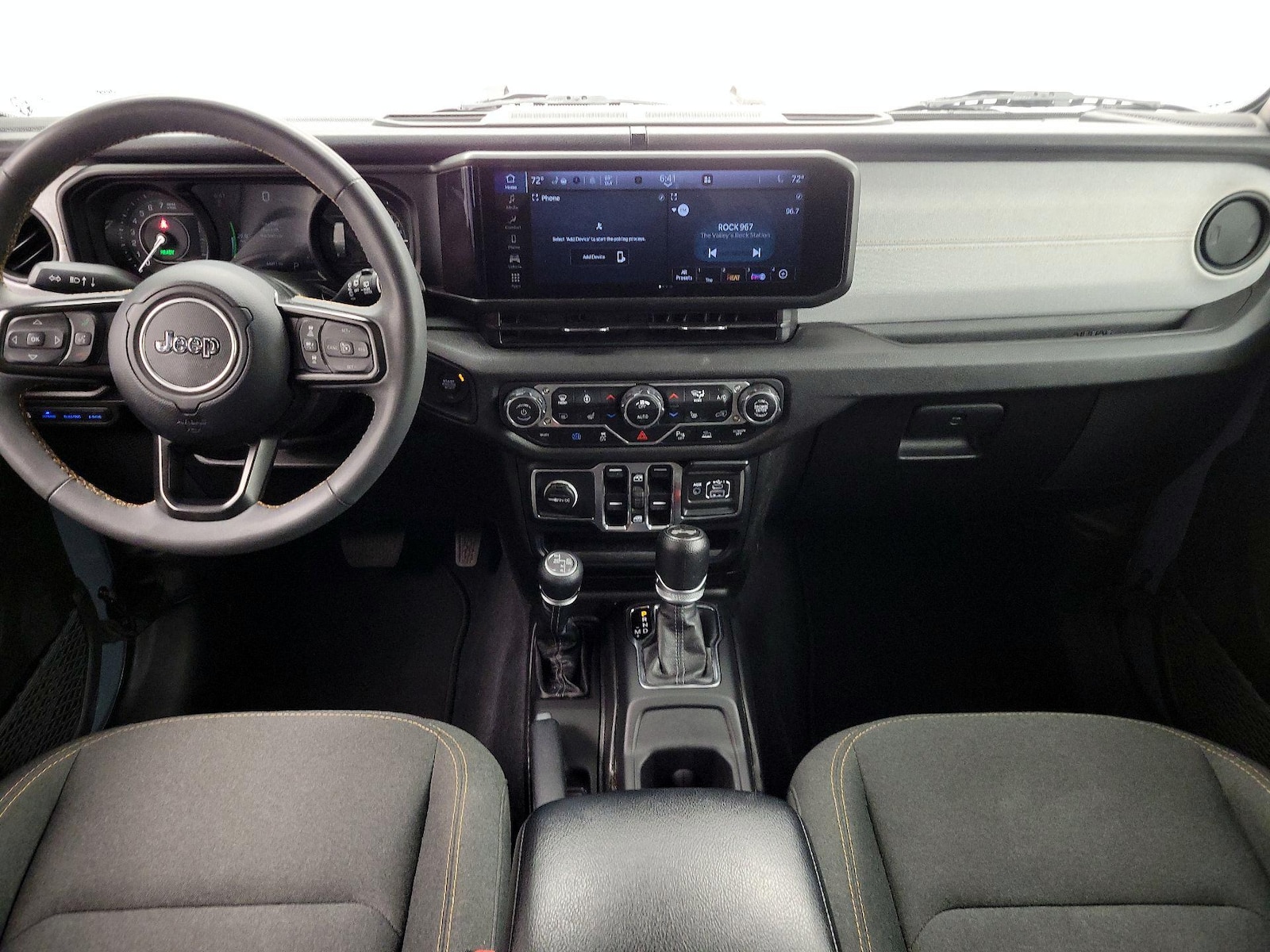 Apple CarPlay® & Android Auto™
