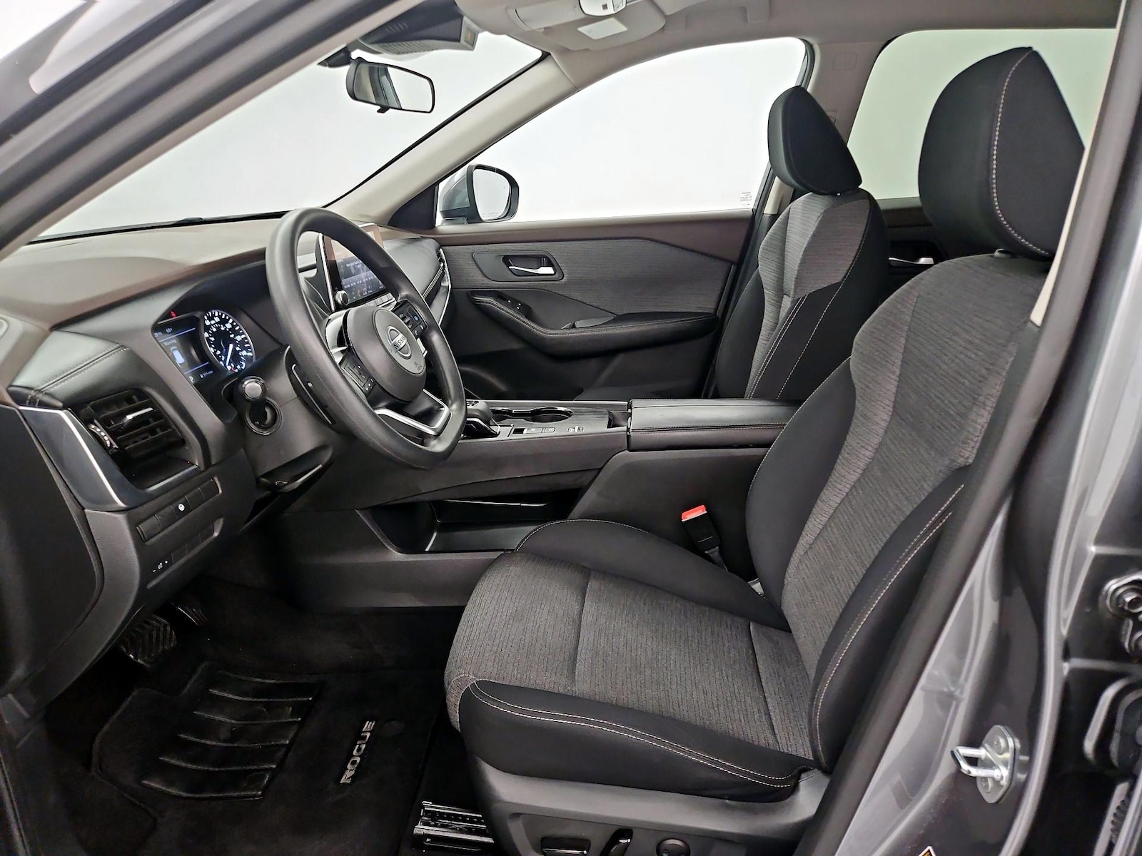 Power Seat(s) & Side Airbags