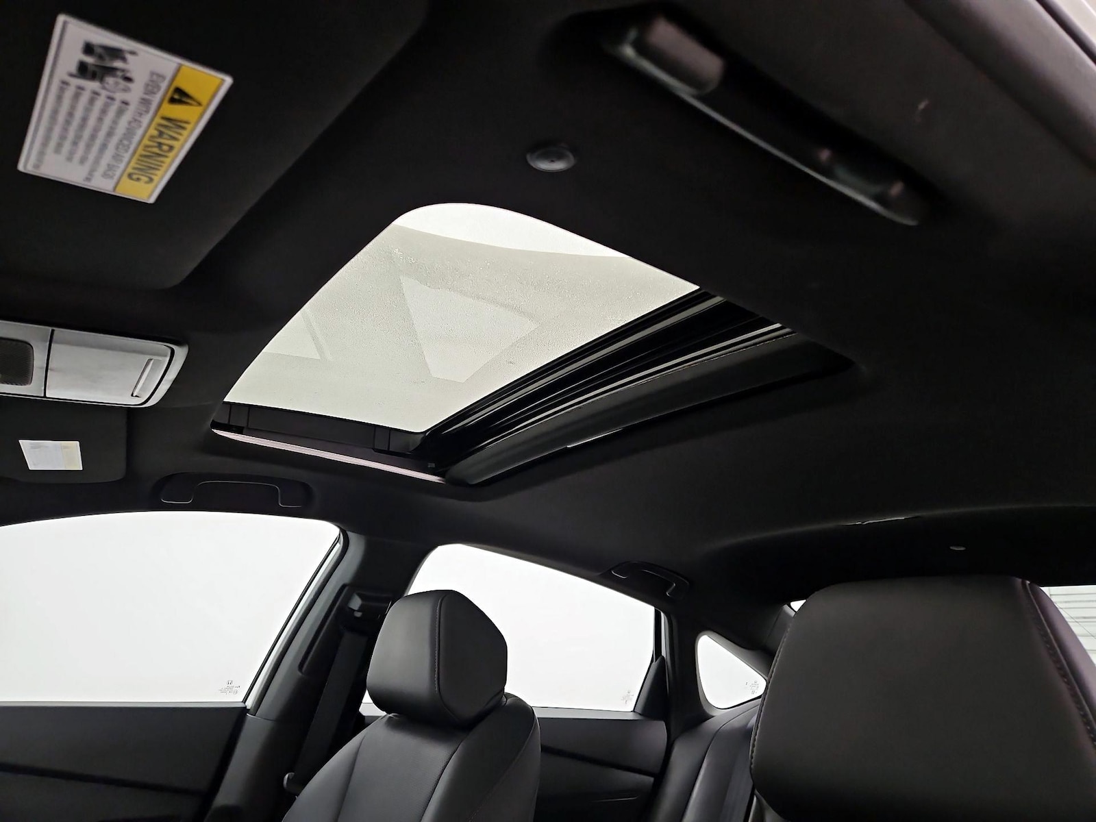 Sunroof(s) & Overhead Airbags