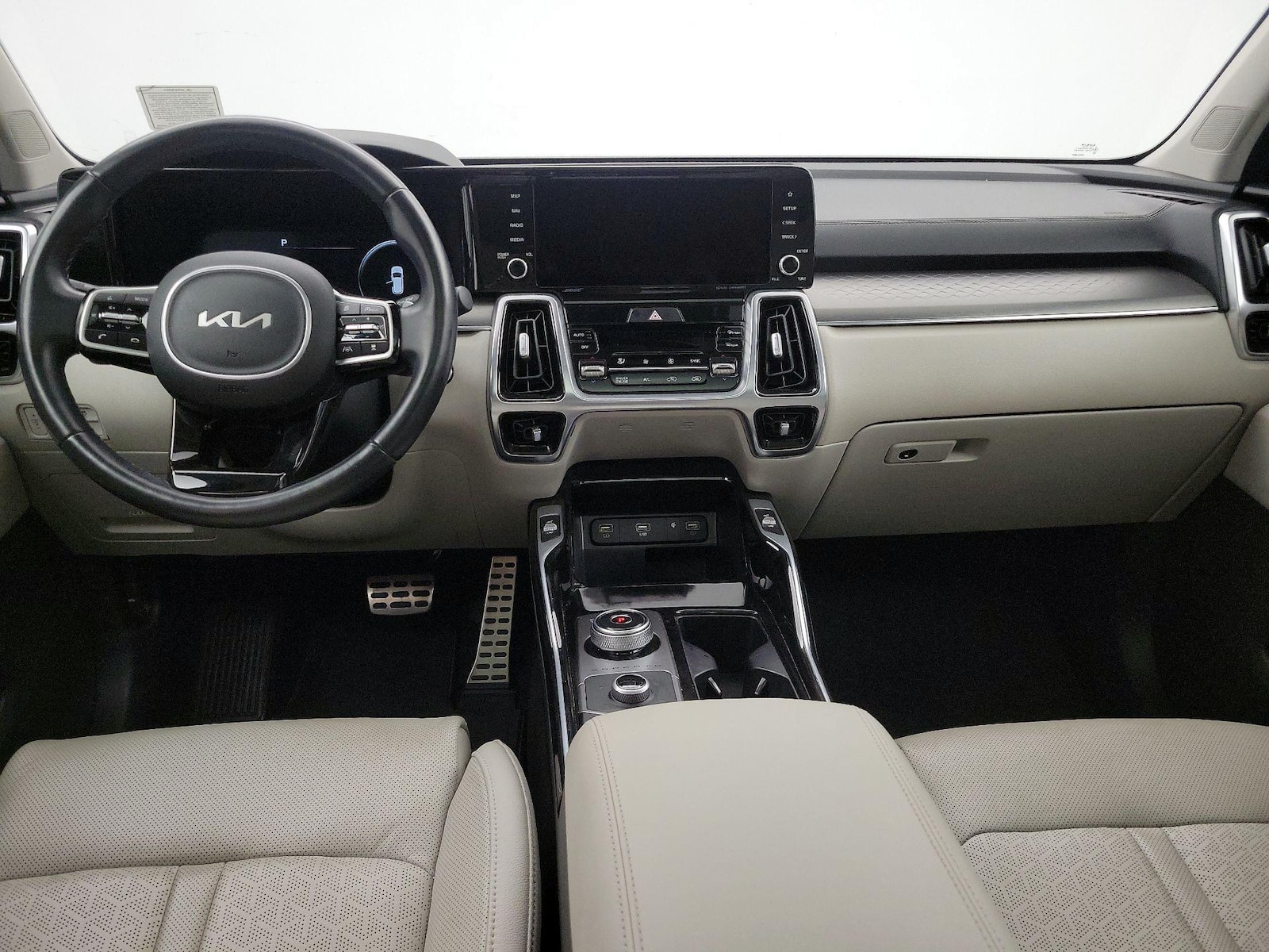 Apple CarPlay® & Android Auto™