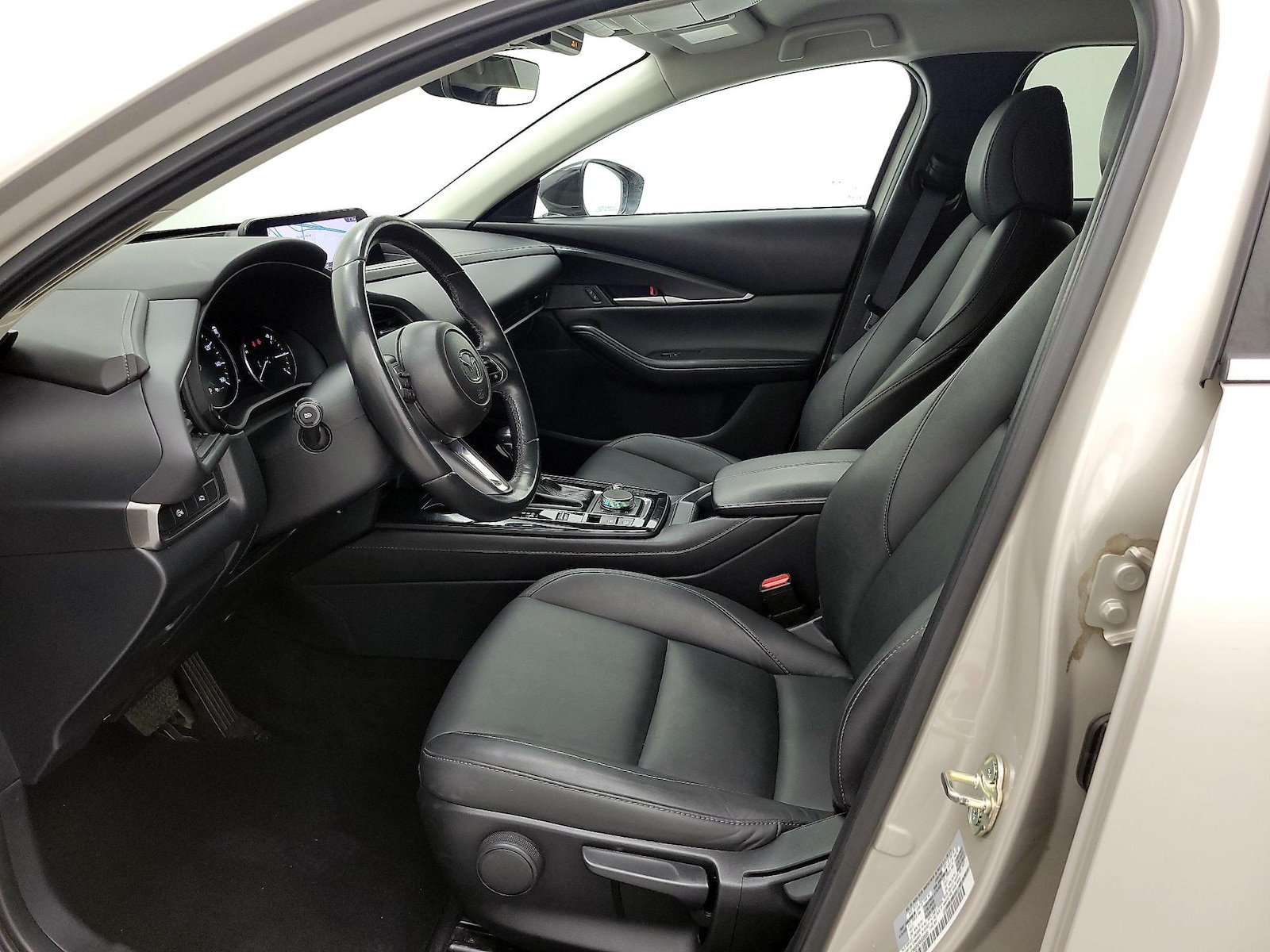Side Airbags & Leatherette Seats