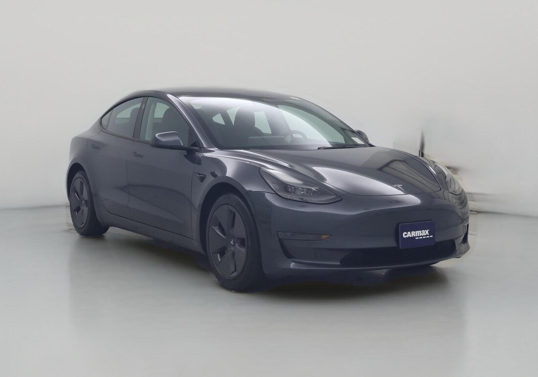 2023 Tesla Model 3 Rear-Wheel Drive in Gray — CarMax photo