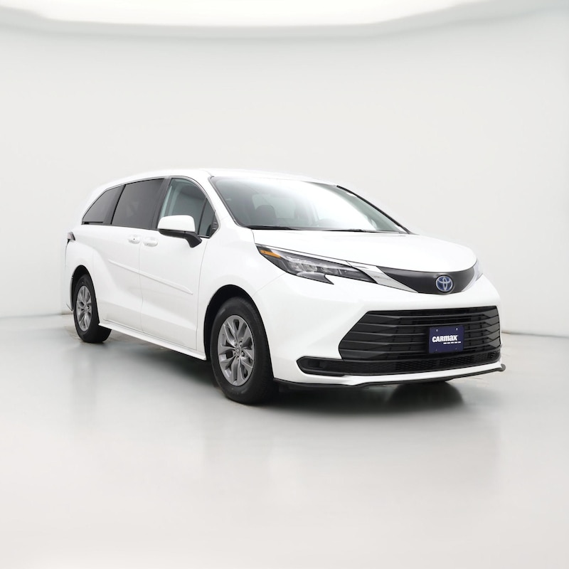 2024 Toyota Sienna Hybrid LE