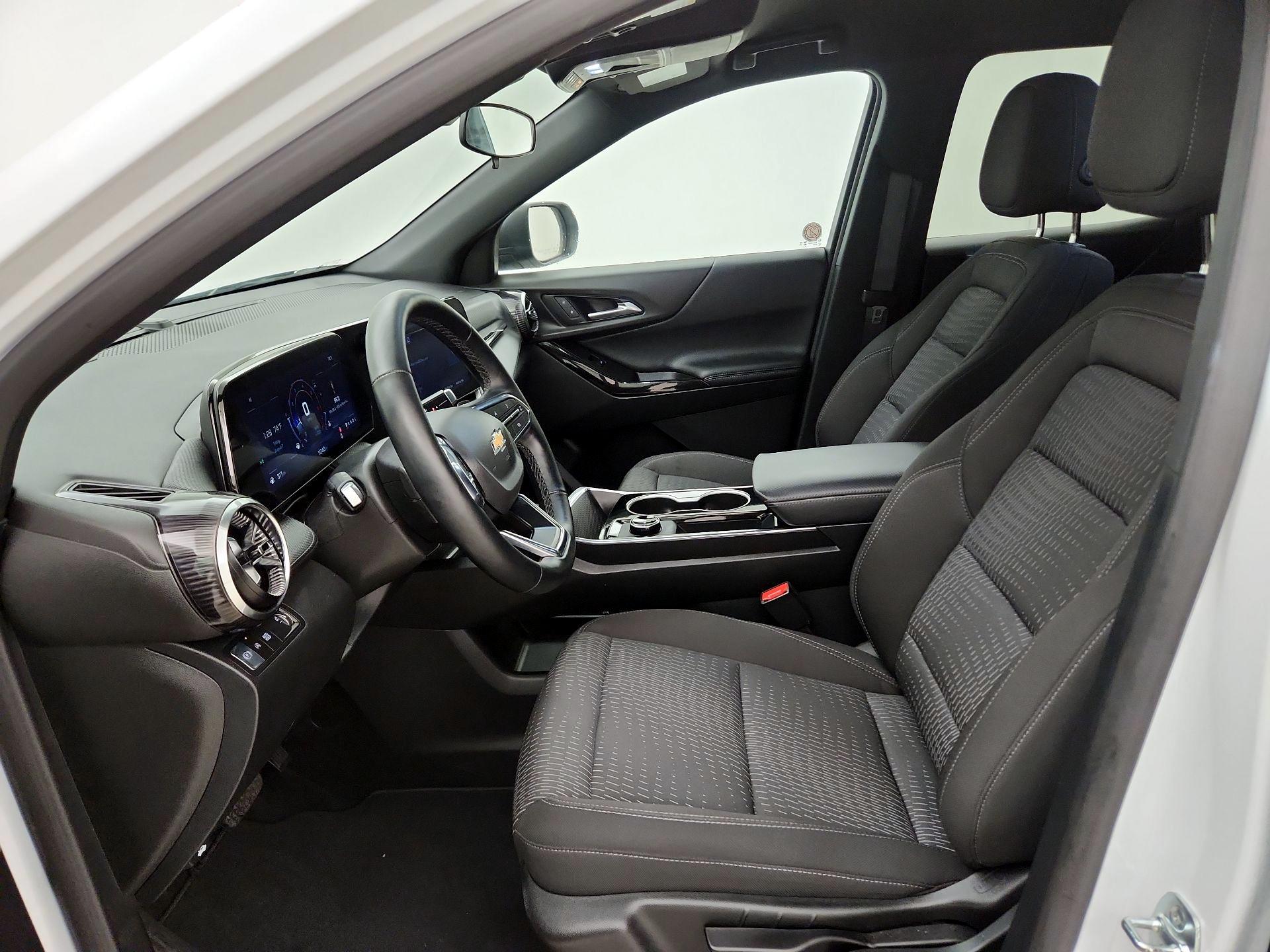 Thumbnail: 2026 Chevrolet Equinox - 11
