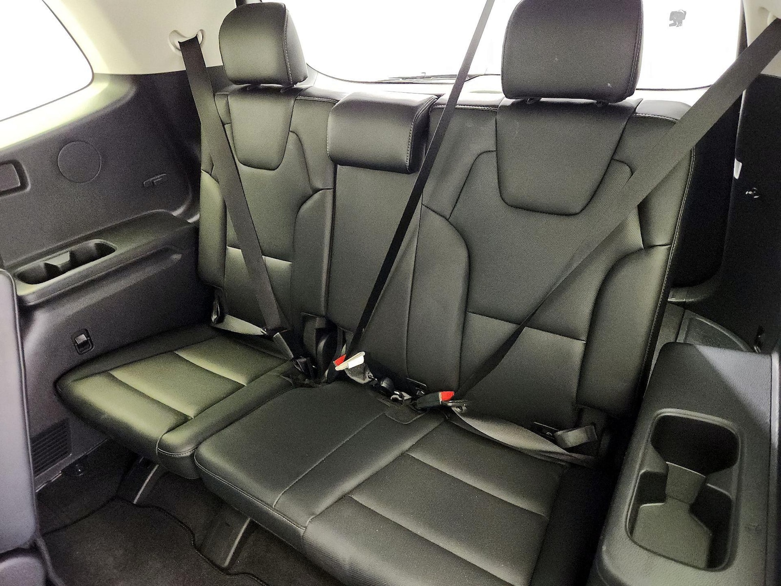 2025 Kia Telluride S - Photo 23