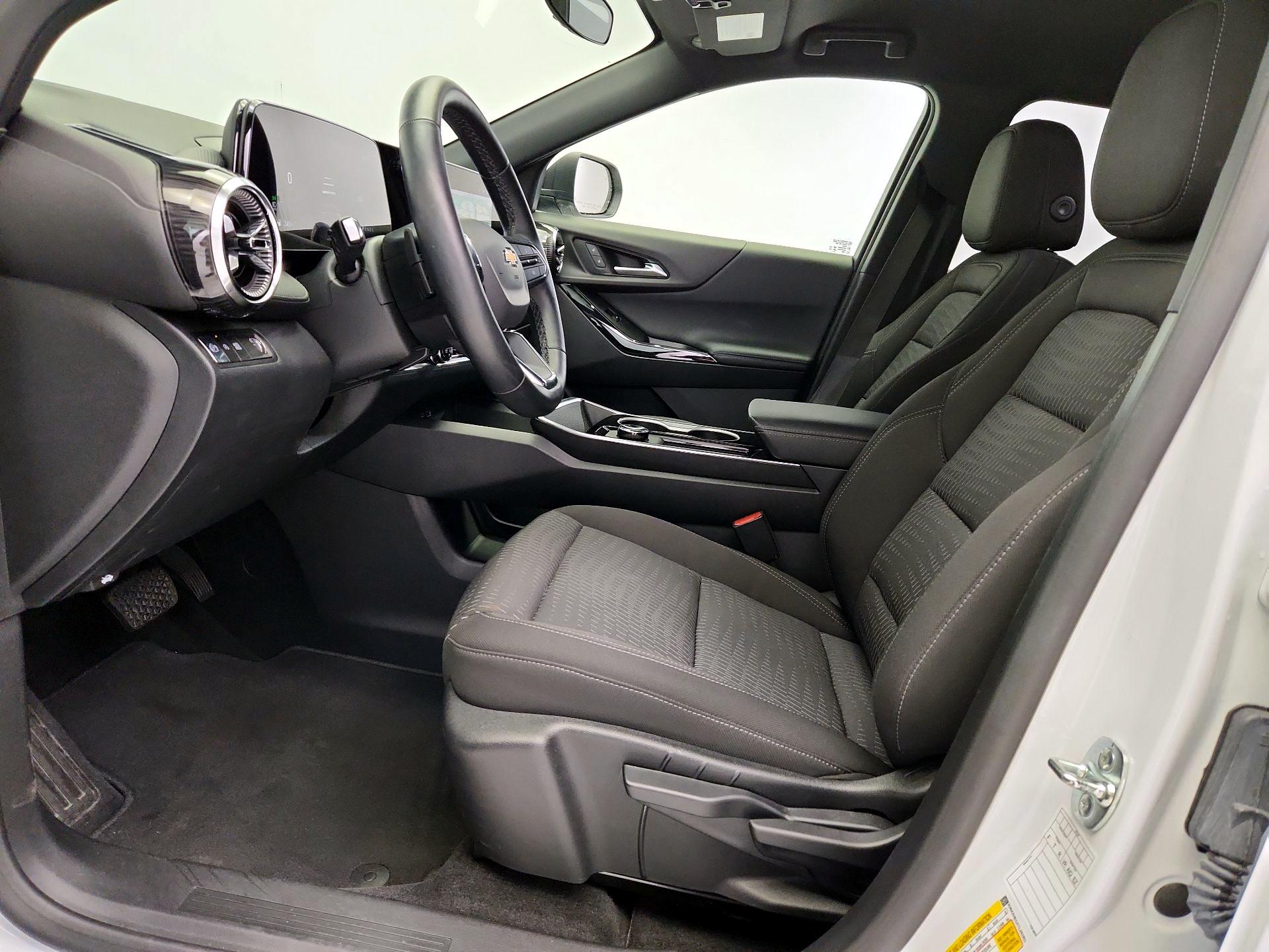 Thumbnail: 2026 Chevrolet Equinox - 11