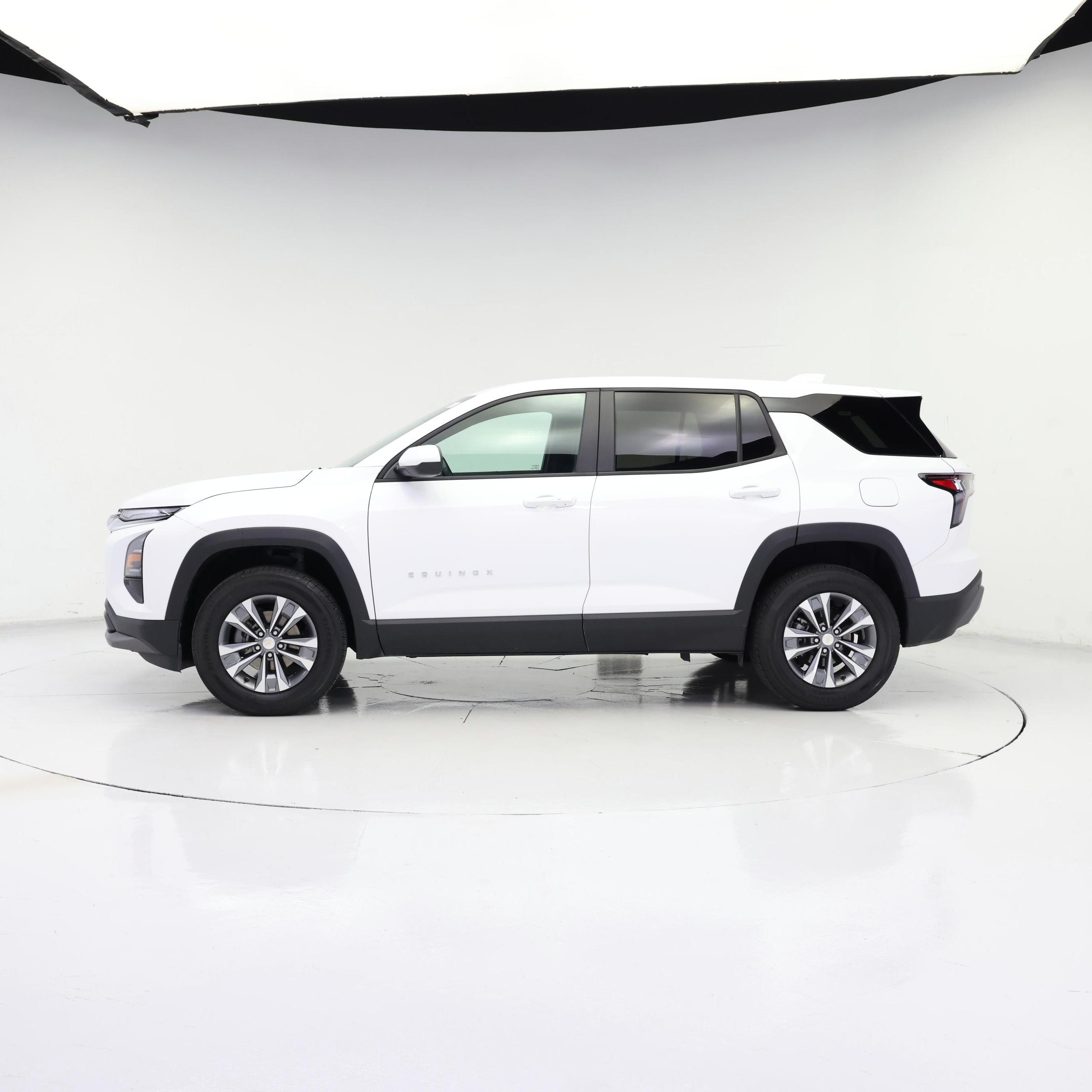 Thumbnail: 2026 Chevrolet Equinox - 3