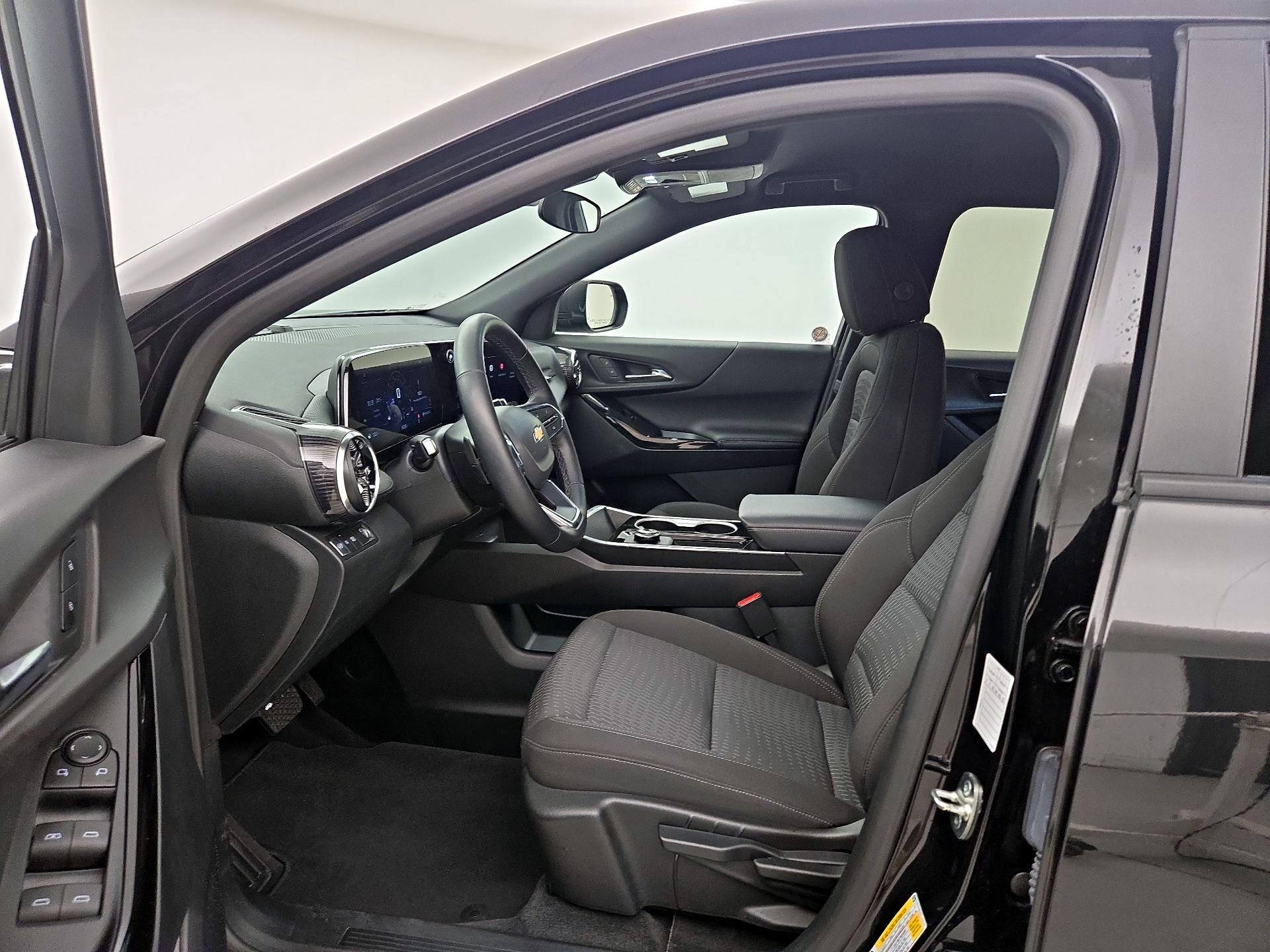 Thumbnail: 2026 Chevrolet Equinox - 11