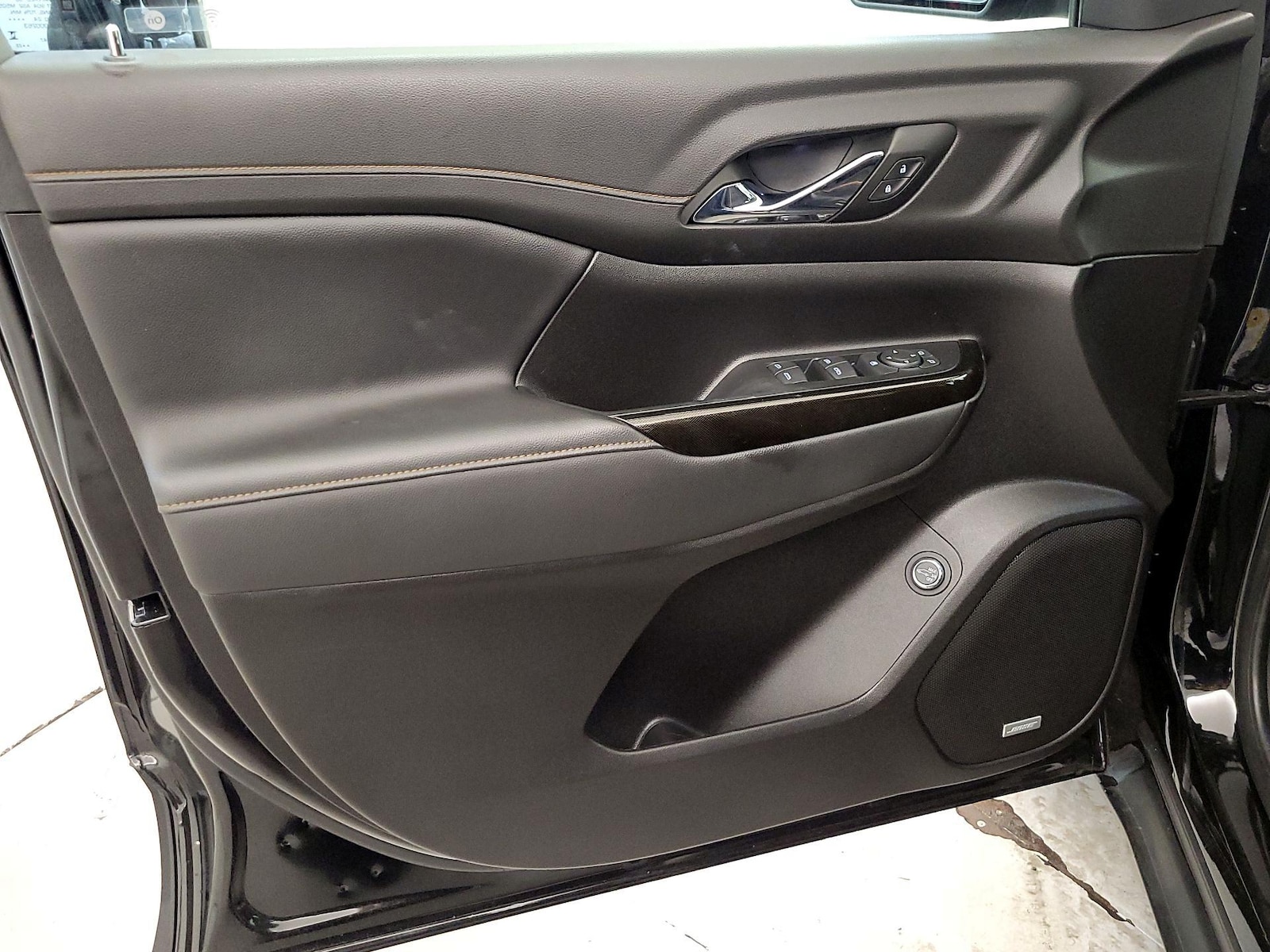 2023 GMC Acadia AT4 - Photo 13