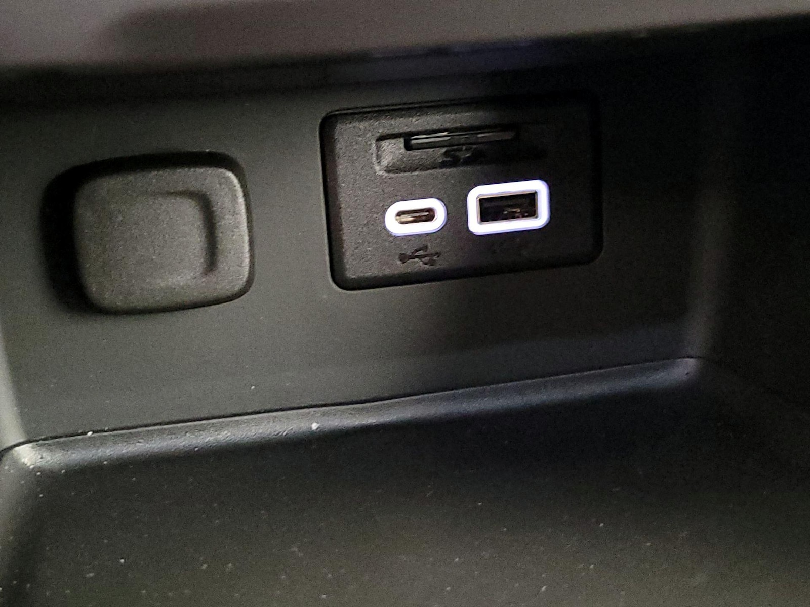 2023 GMC Acadia AT4 - Photo 20