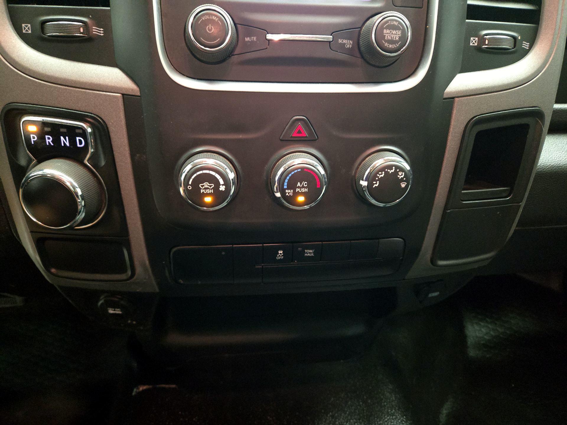 Thumbnail: 2023 RAM 1500 Classic - 13
