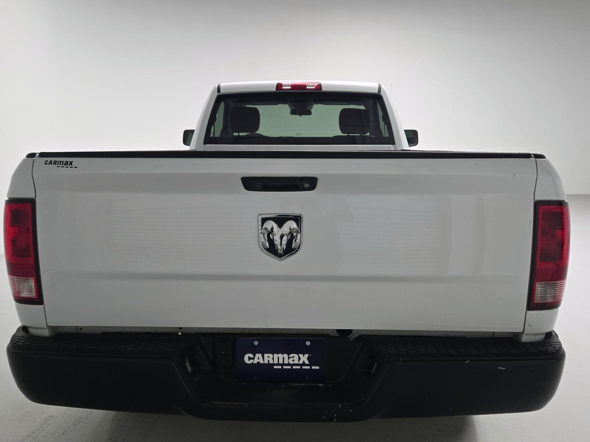 Thumbnail: 2023 RAM 1500 Classic - 6
