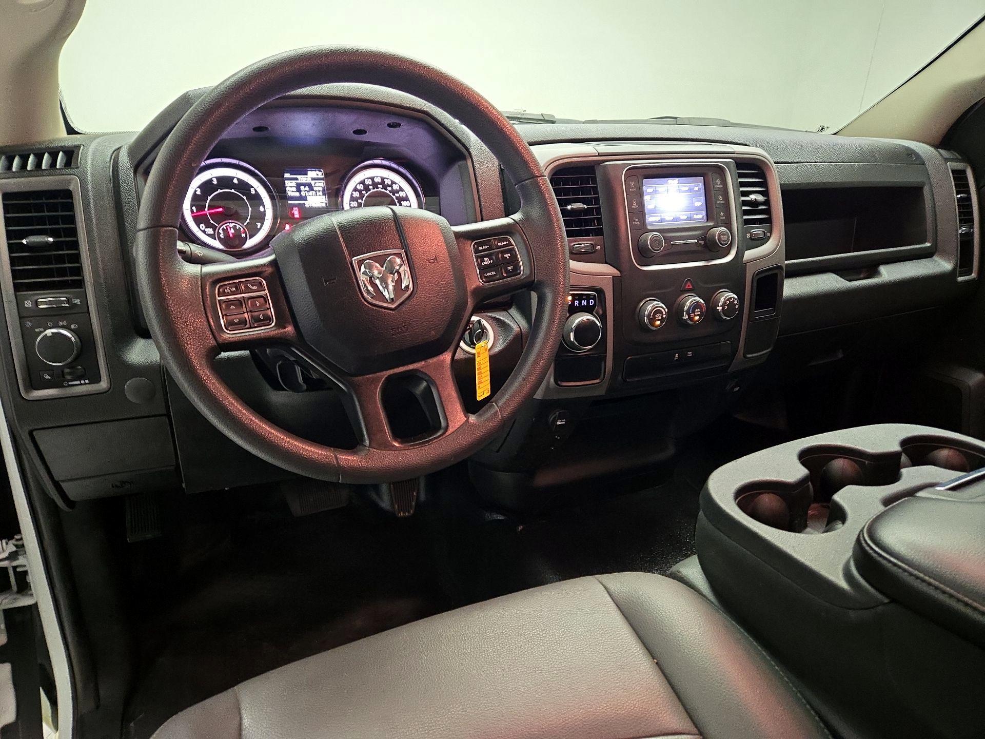 Thumbnail: 2023 RAM 1500 Classic - 8