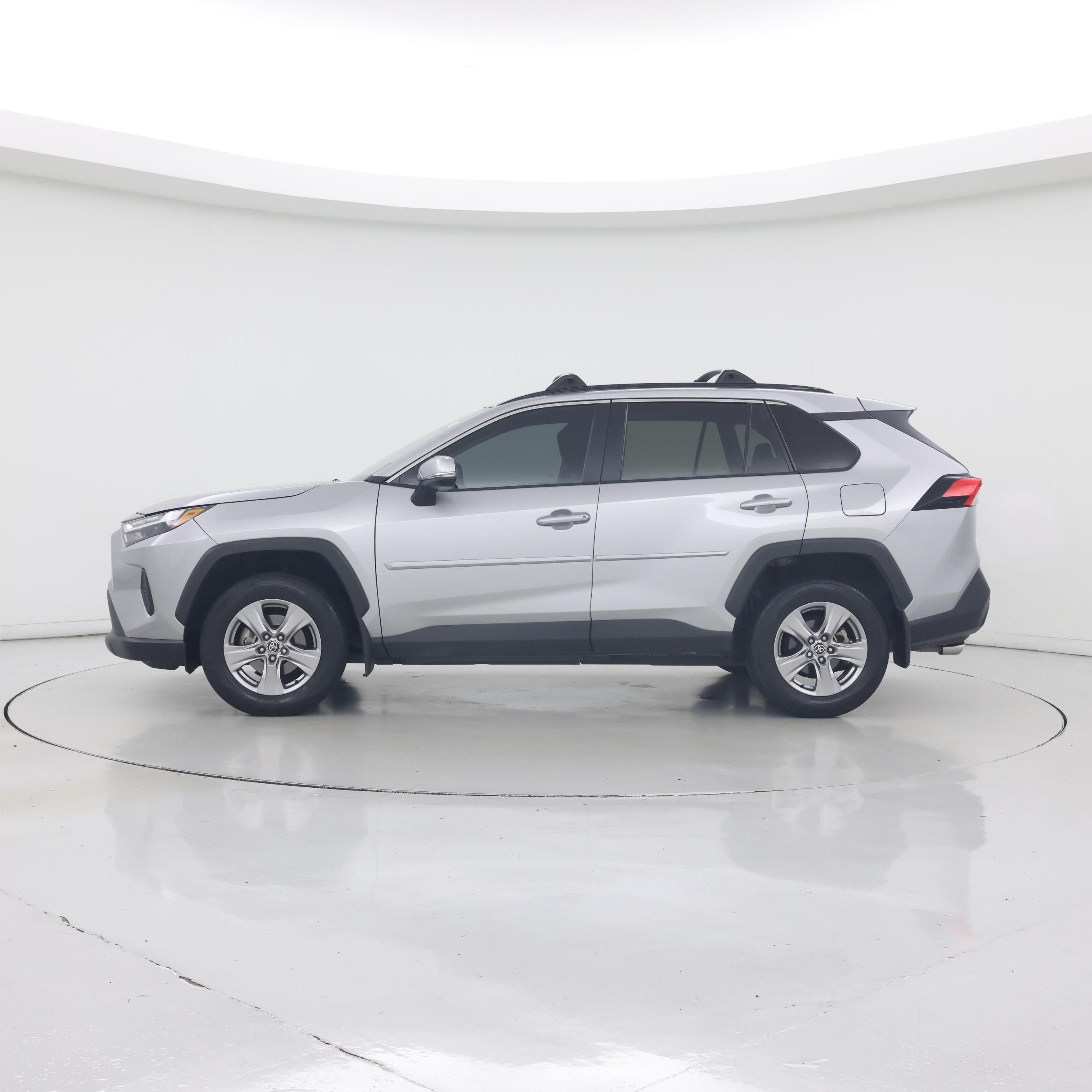 Thumbnail: 2023 Toyota RAV4 - 3