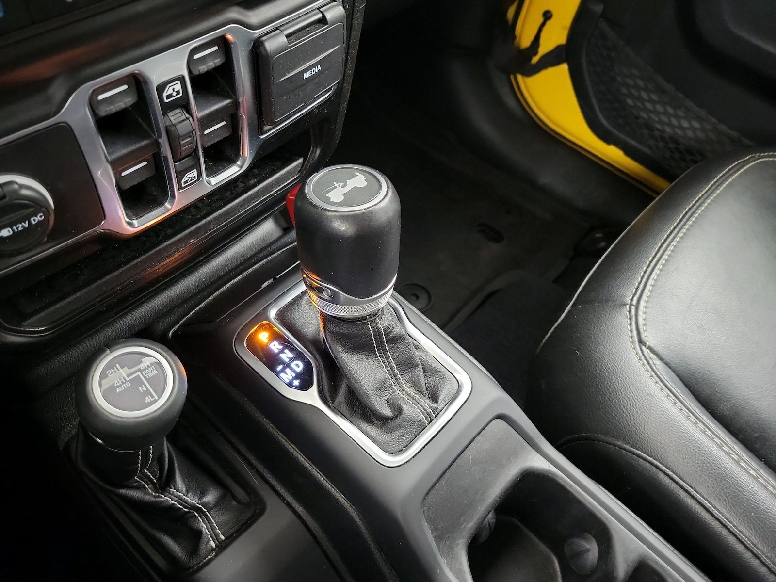 2021 Jeep Wrangler Unlimited Sahara 4XE - Photo 19