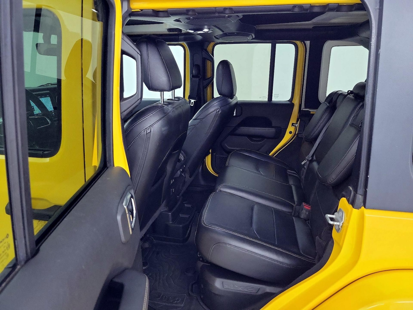 2021 Jeep Wrangler Unlimited Sahara 4XE - Photo 21