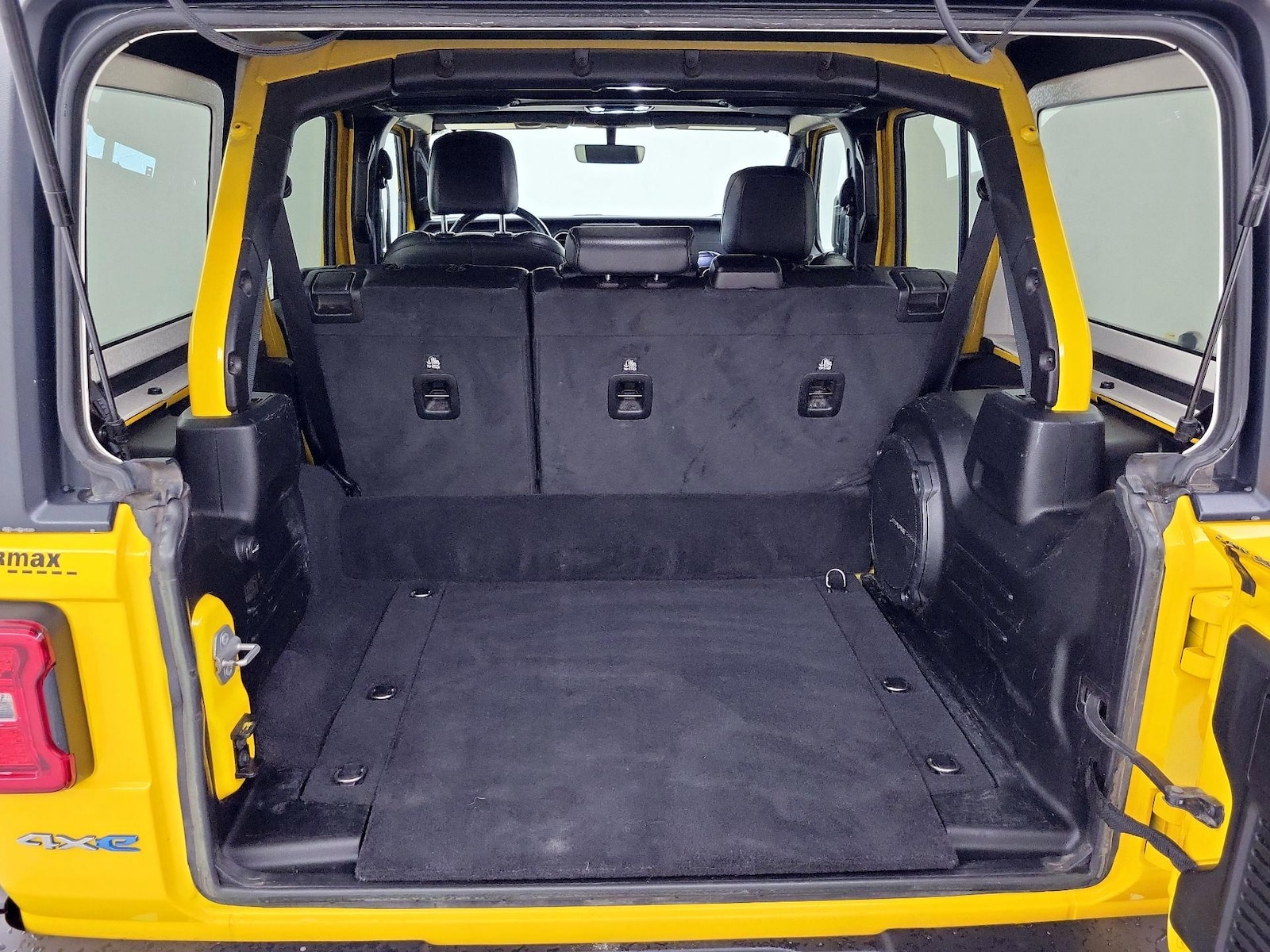 2021 Jeep Wrangler Unlimited Sahara 4XE - Photo 22