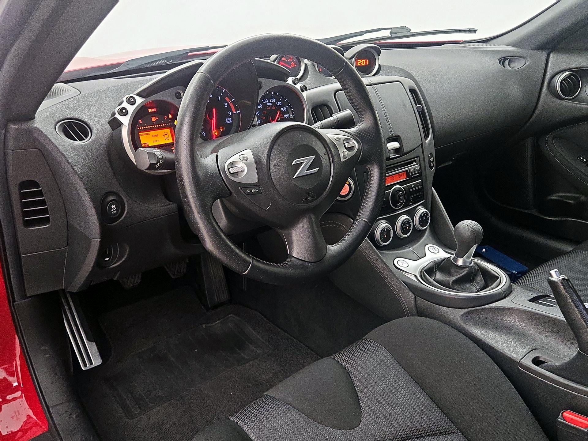 Thumbnail: 2014 Nissan Z - 9