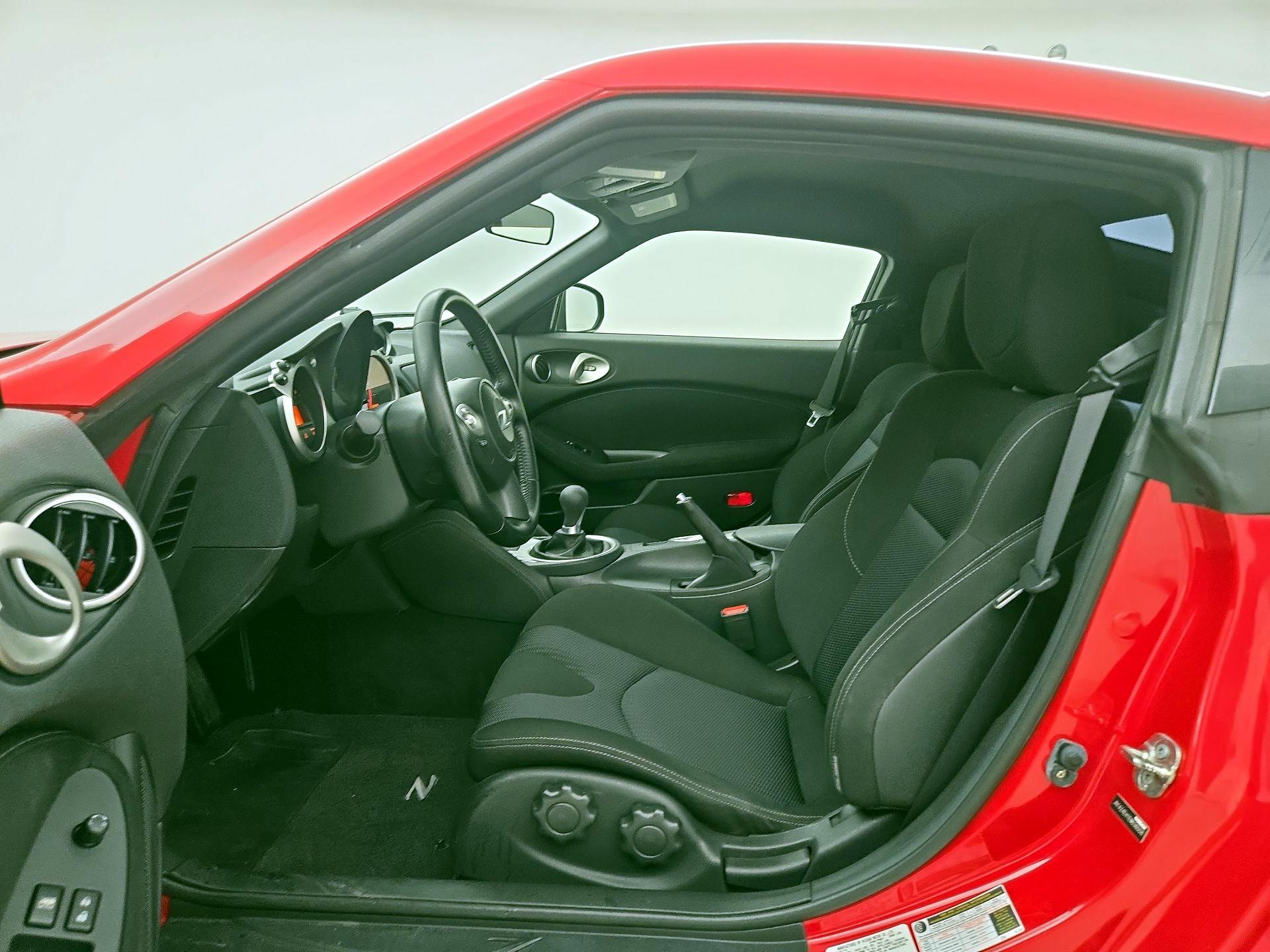 Thumbnail: 2014 Nissan Z - 18