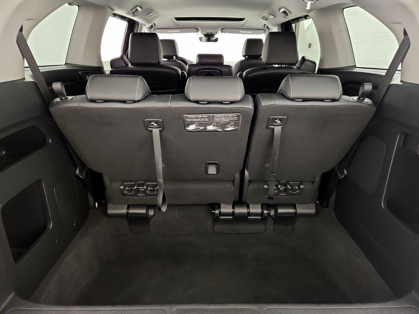 2023 Honda Odyssey EX-L - Photo 23