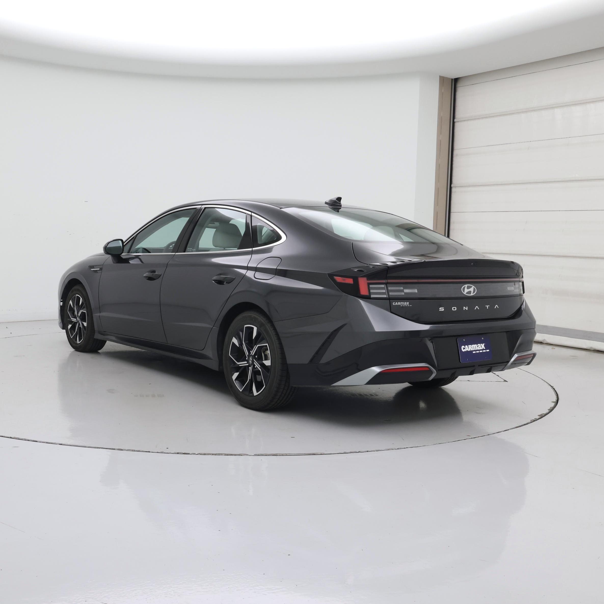 Thumbnail: 2024 Hyundai Sonata - 2