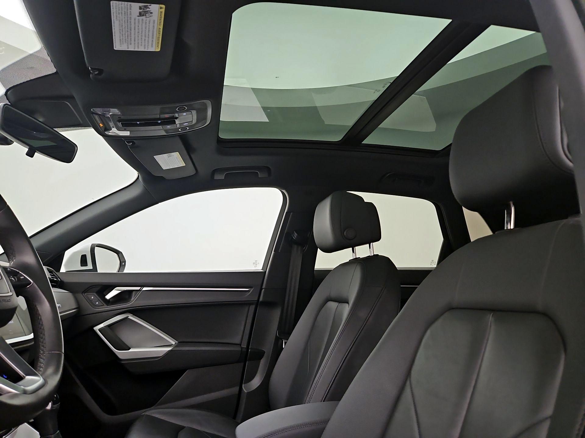 Thumbnail: 2025 Audi Q3 - 19