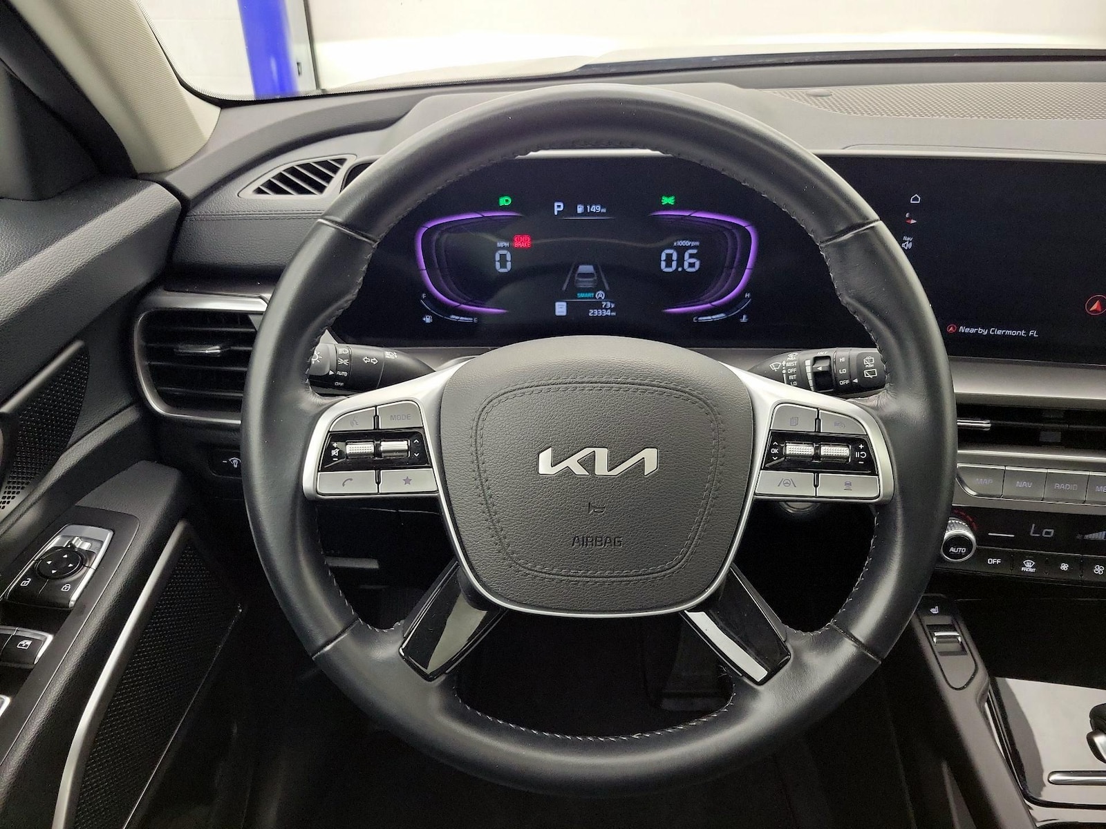 2025 Kia Telluride S - Photo 11